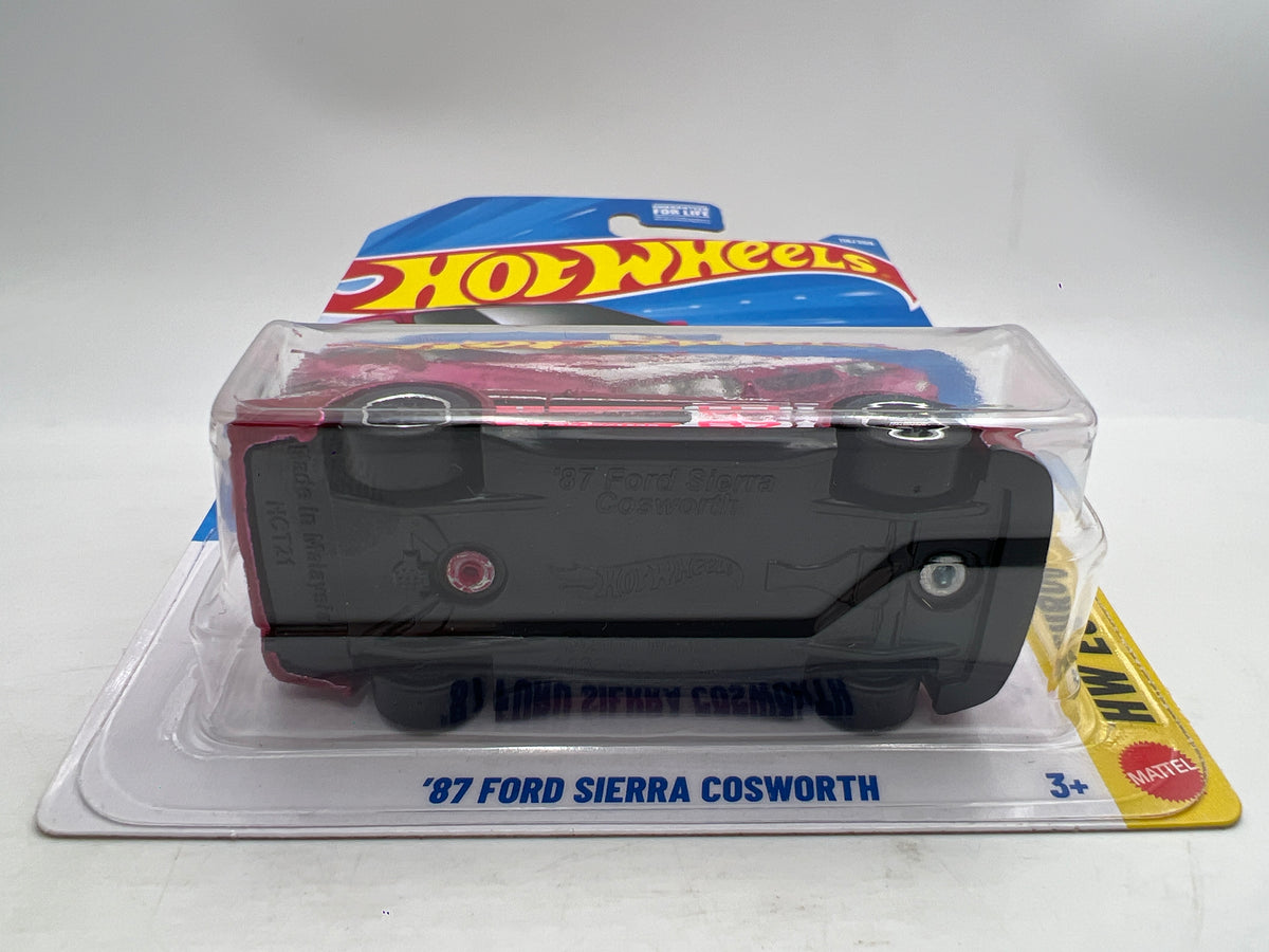 2026 Hot Wheels Super Treasure Hunt #116 87 Ford Sierra Cosworth Pink W/Protector