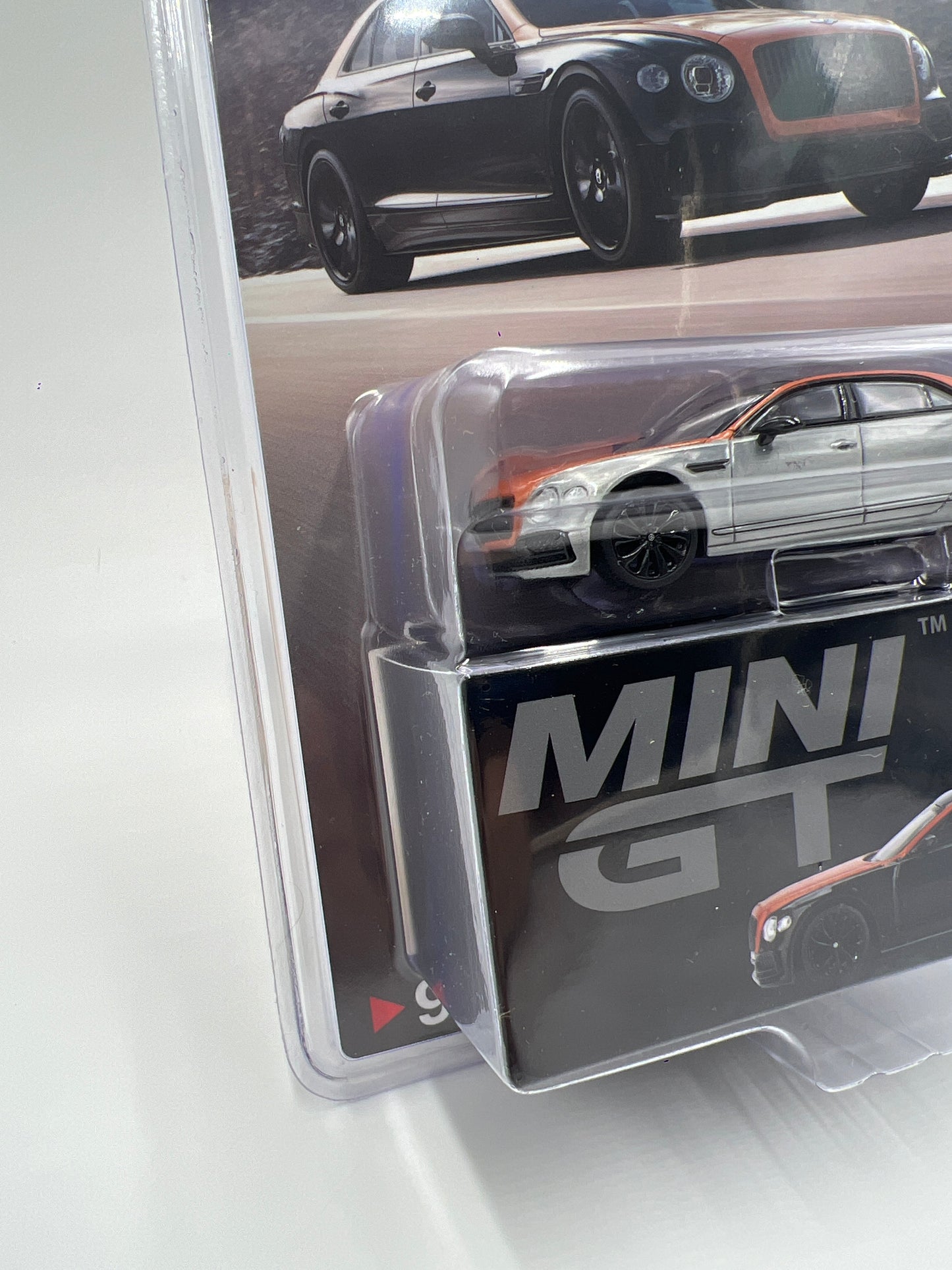 Mini GT #991 CHASE Bentley Flying Spur Orange Flame/Onyx