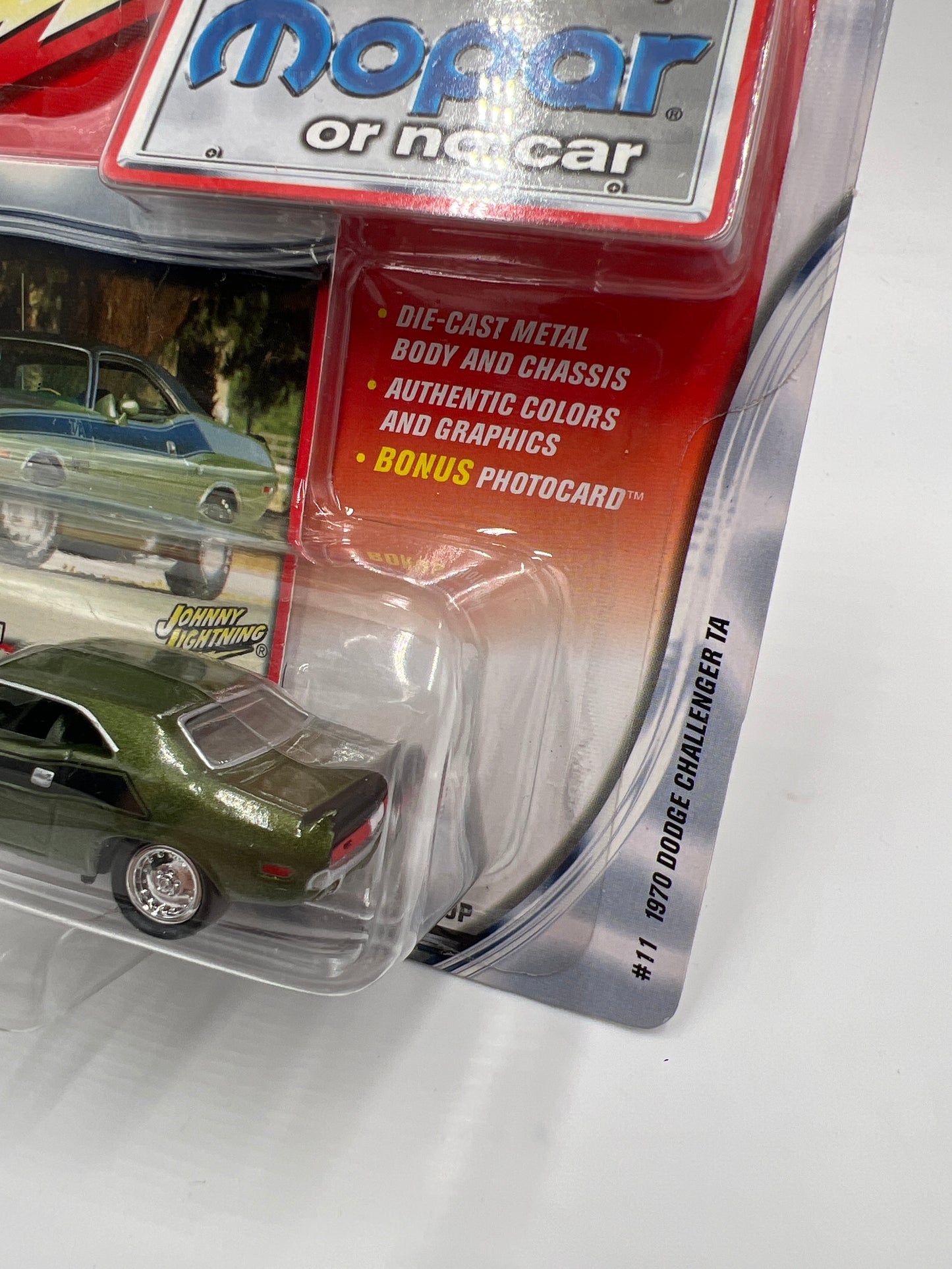 Johnny Lightning Mopar Or No Car #11 1970 Dodge Challenger TA Green 219D