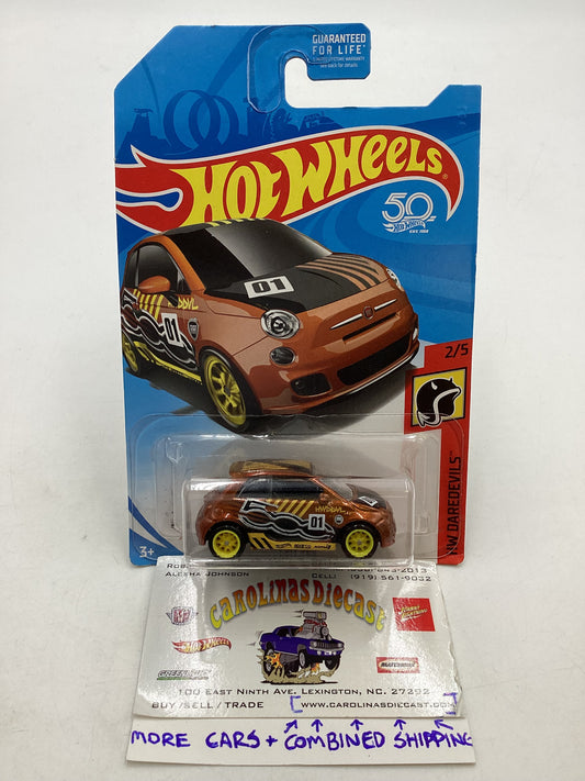 2018 Hot Wheels Super Treasure Hunt Fiat 500 with protector