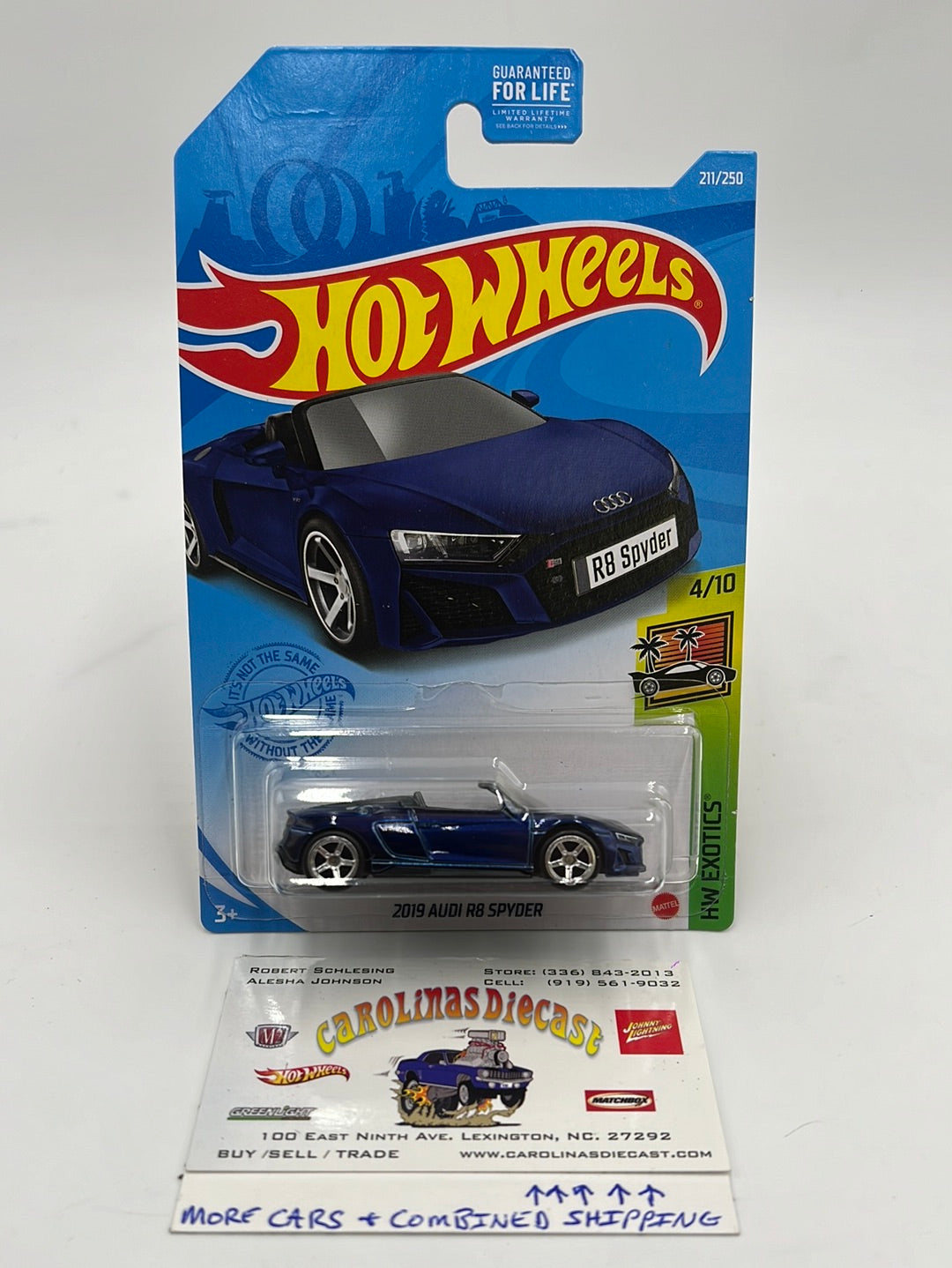 Hot Wheels 2021 Super Treasure Hunt 2019 Audi R8 Spyder #211 w/protector