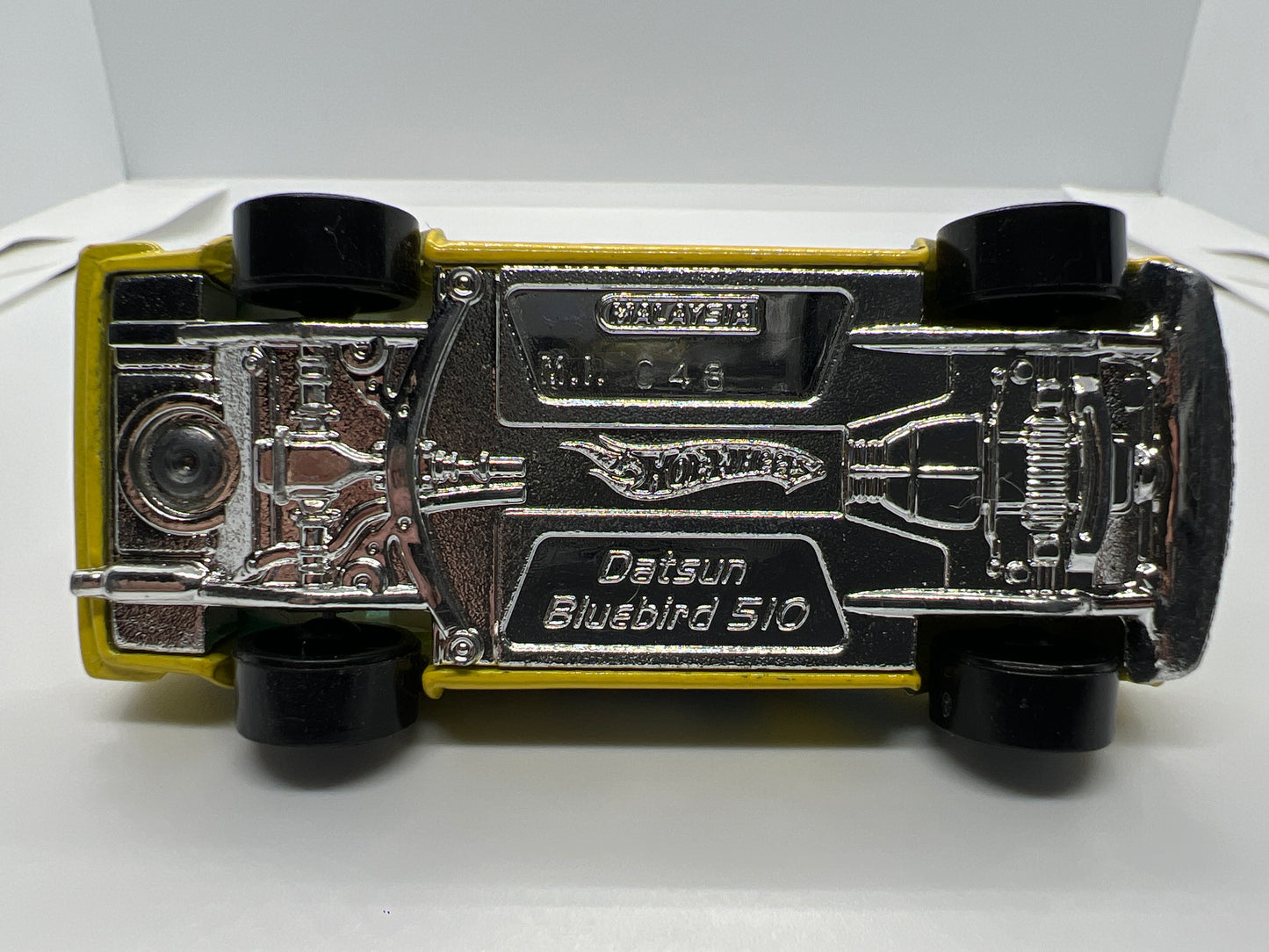 2010 Hot Wheels 1/64 Nightburnerz Datsun Bluebird 510 Yellow Loose