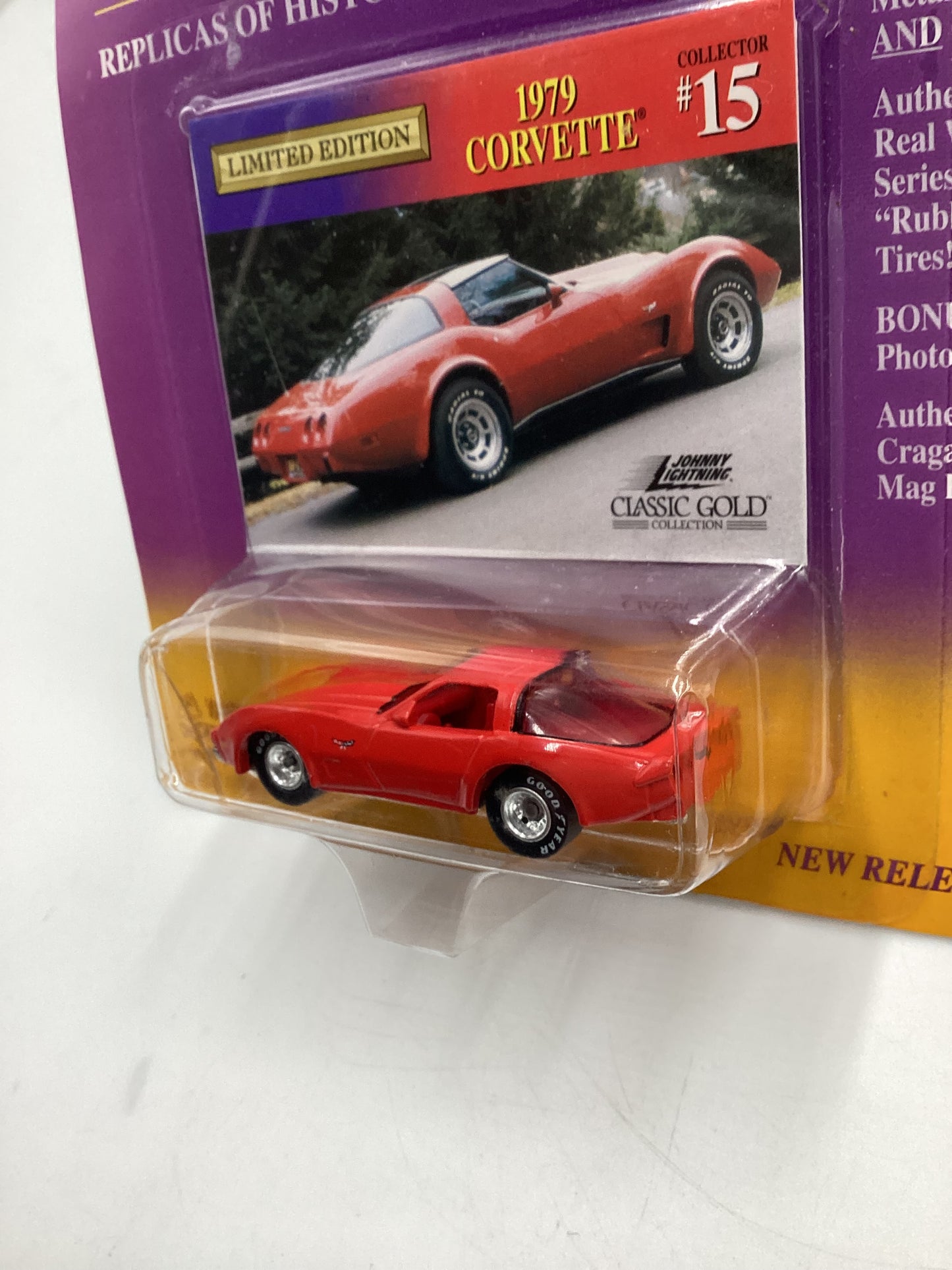 Johnny Lightning Classic Gold Collection #15 1979 Corvette Red J Hook Vein