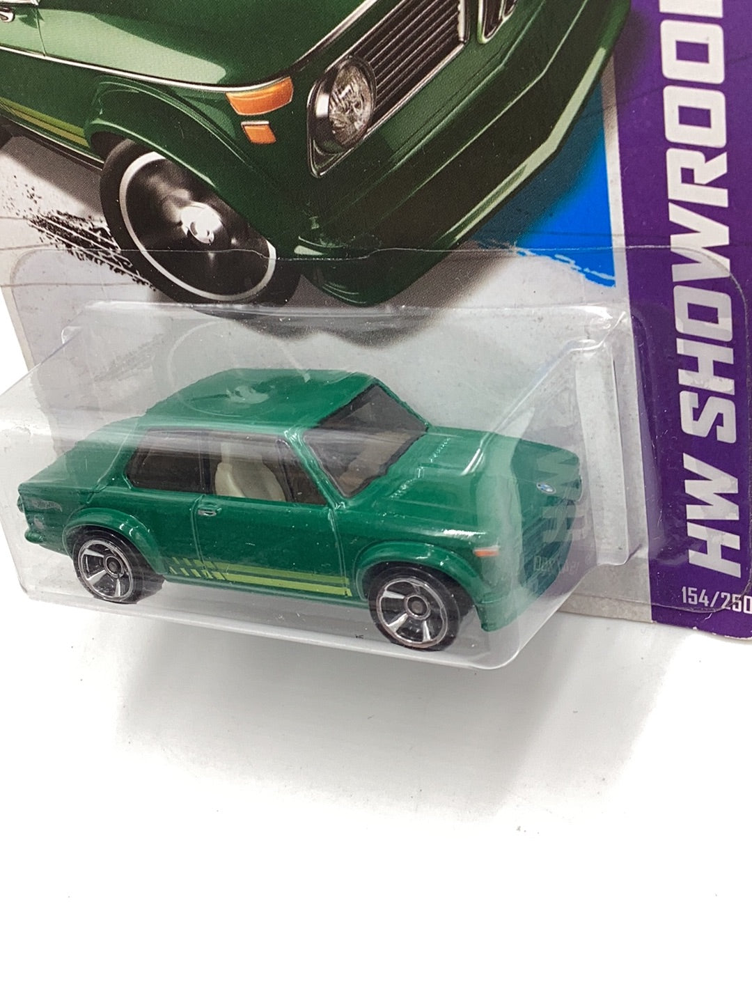 2013 hot wheels #154 BMW 2002 green 109F