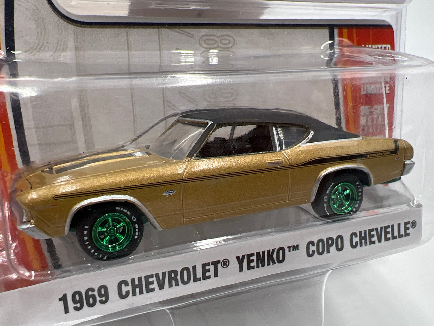 Greenlight GL Muscle Series 15 CHASE 1969 Chevrolet Yenko Copo Chevelle Gold