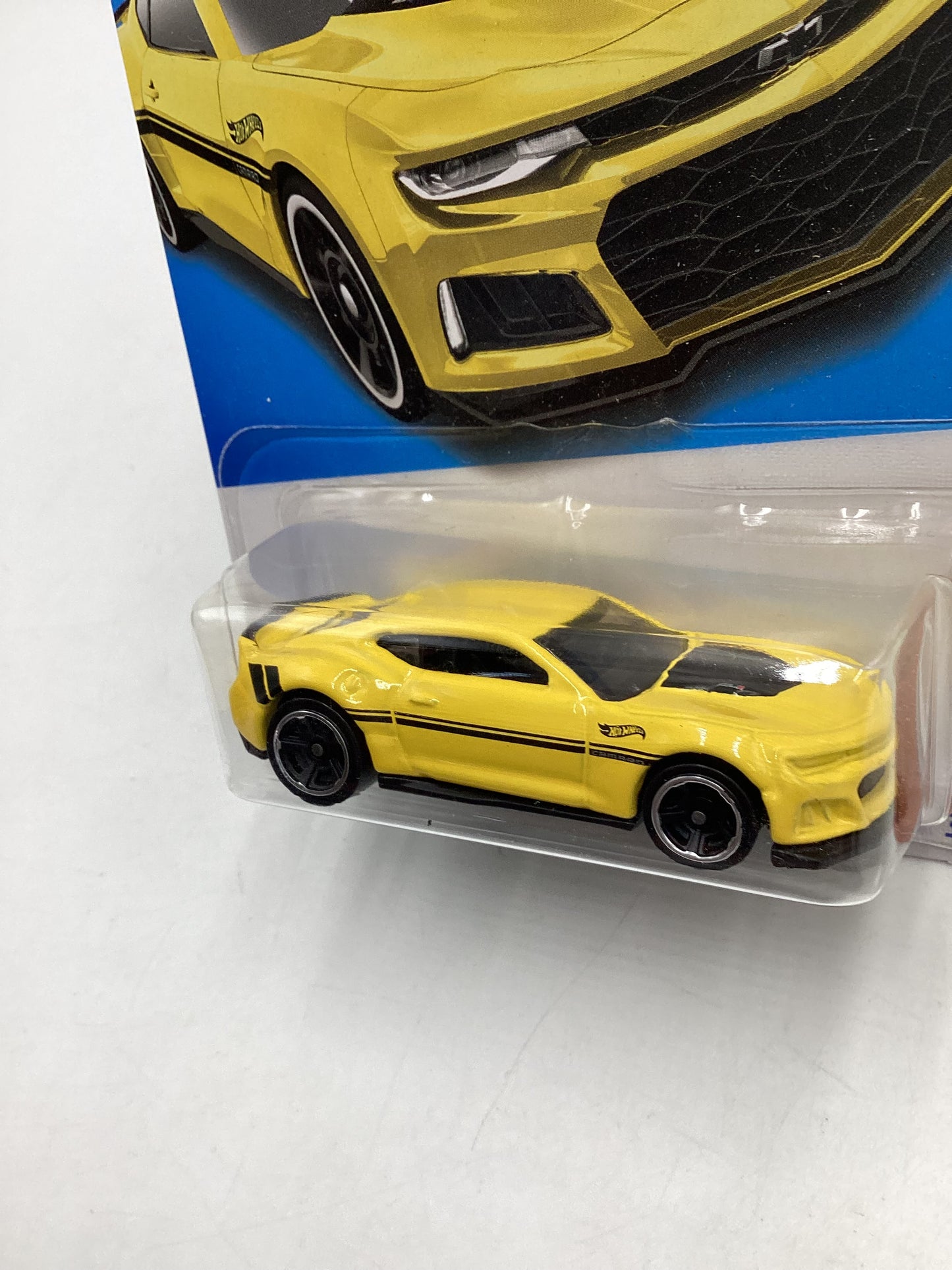 2023 Hot wheels #135 Yellow 2017 Camaro ZL1 5H