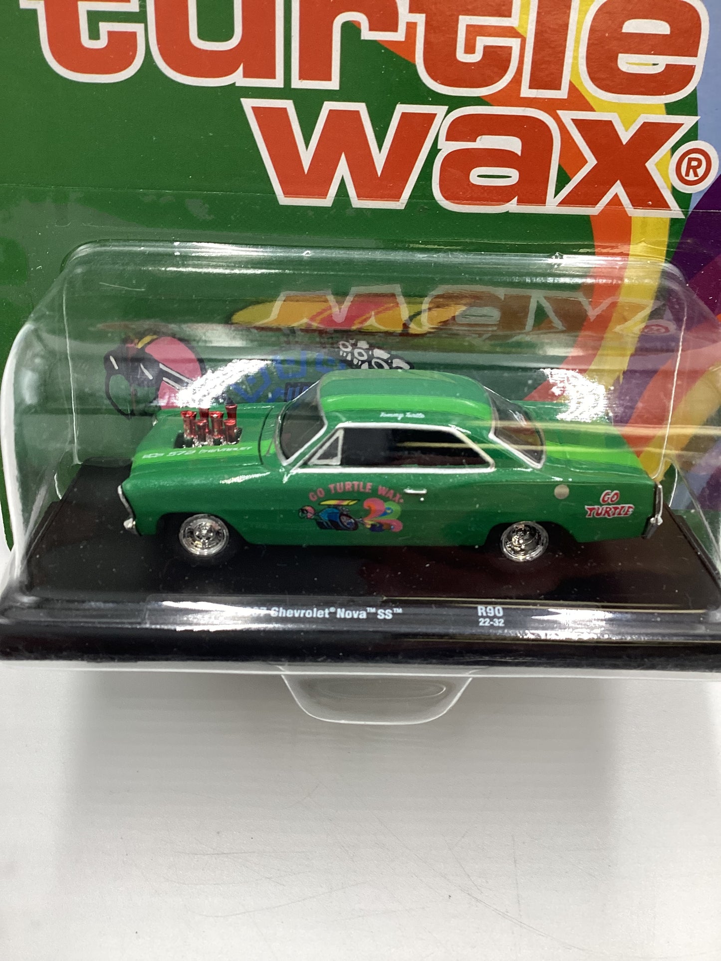 M2 Machines Auto Driver Turtle Wax 1967 Chevrolet Nova SS Green R90 193E