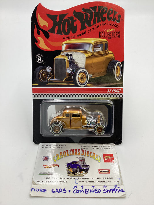 2021 Hot Wheels RLC #04464/17500 32 Ford Gold with protector