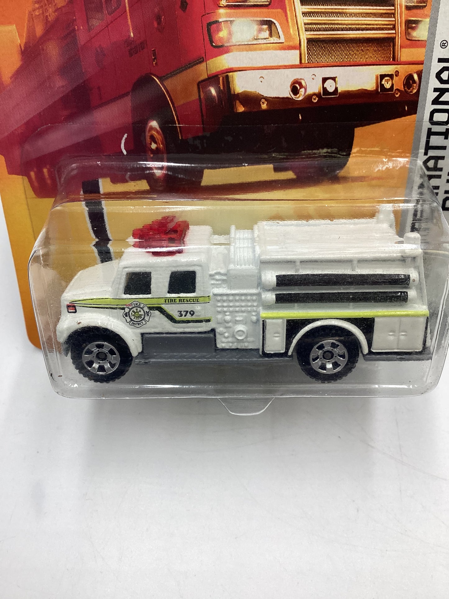 Matchbox Emergency Response #59 International Pumper White 207C