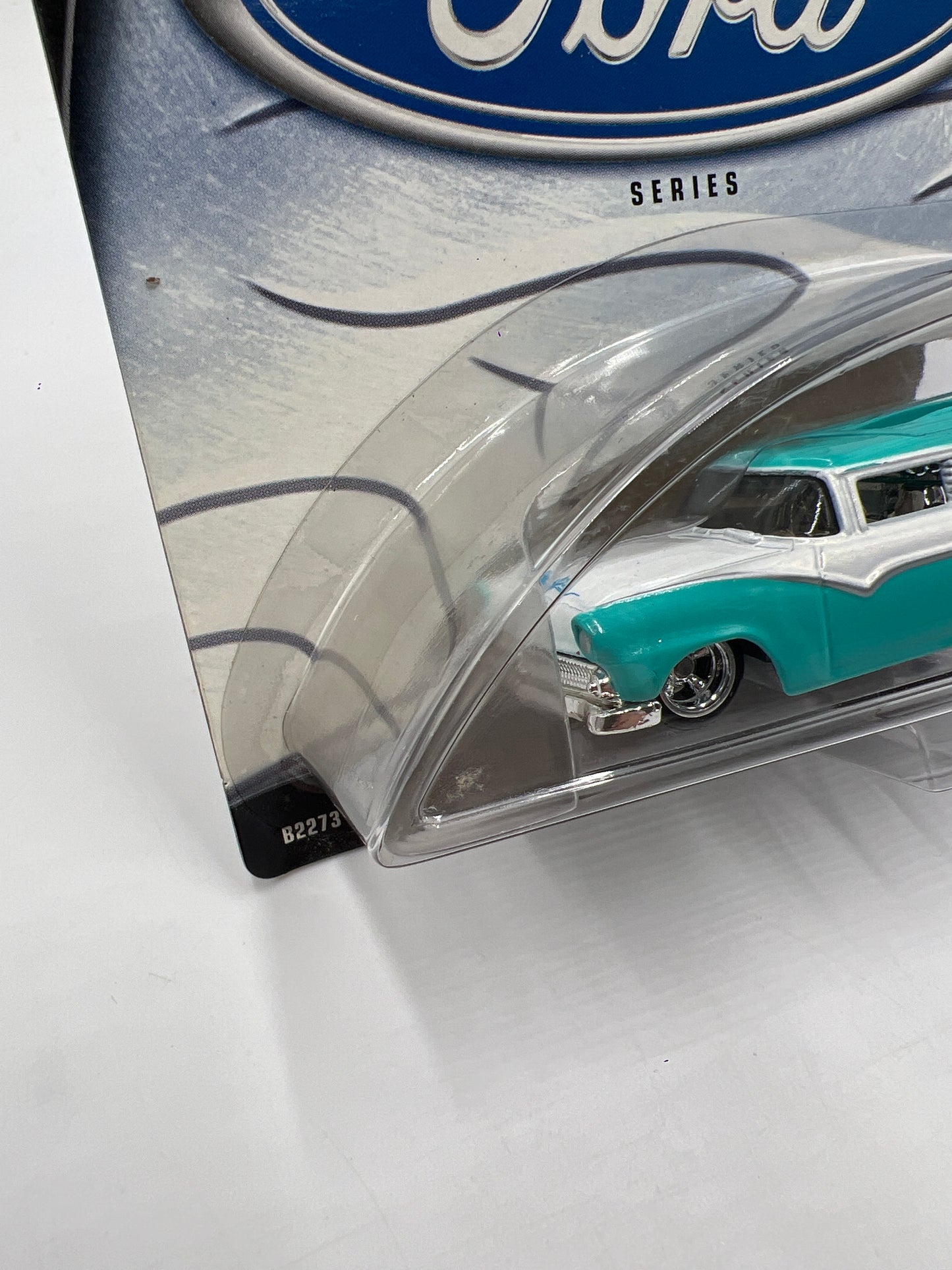 Hot Wheels Premium 100% Ford Series #2 Custom 50s Ford Wagon Blue/White 241B