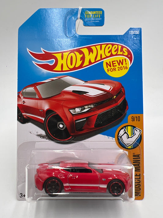 2016 Hot Wheels Muscle Mania #129 16 Camaro SS Red 6D