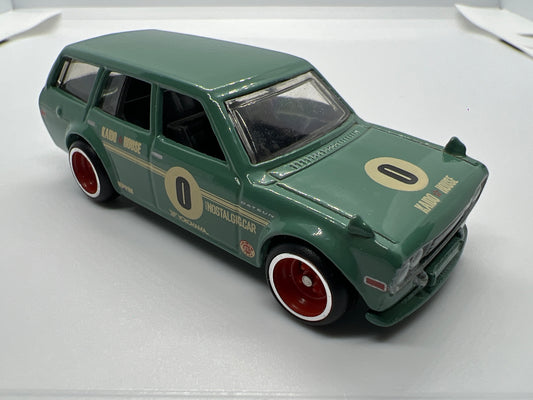 Hot Wheels 1/64 Premium Diorama Set 71 Datsun 510 Wagon Green Loose