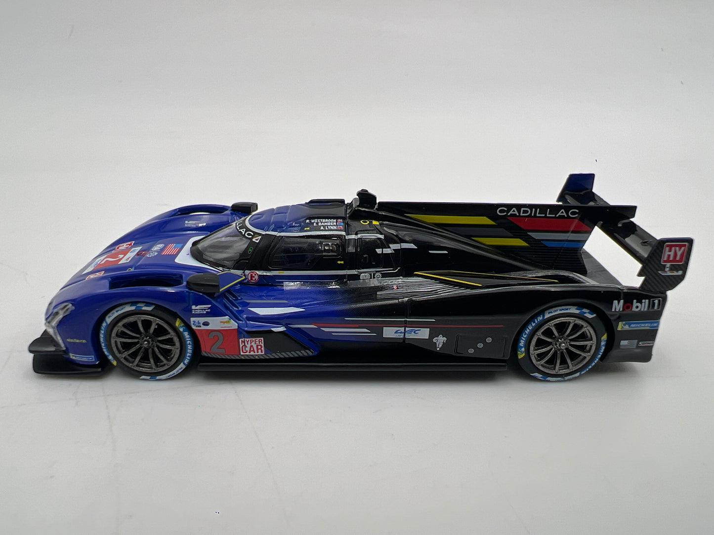 Mini GT #716 Cadillac V-Series.R #2 2023 Le Mans 24 Hrs 3rd Place Cadillac Racing