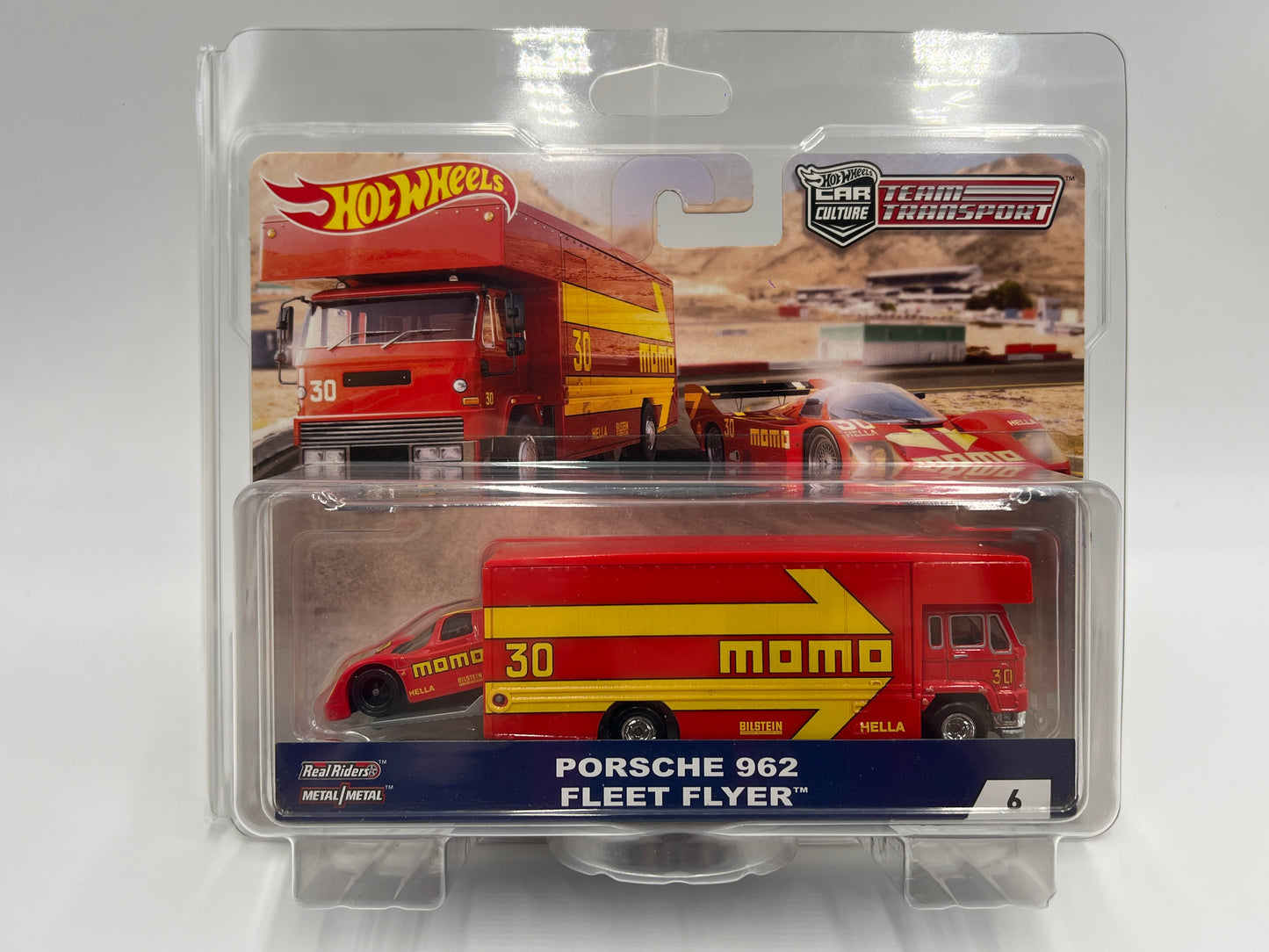 Hot Wheels Team Transport #6 Porsche 962 & Fleet Flyer Momo W/Protector