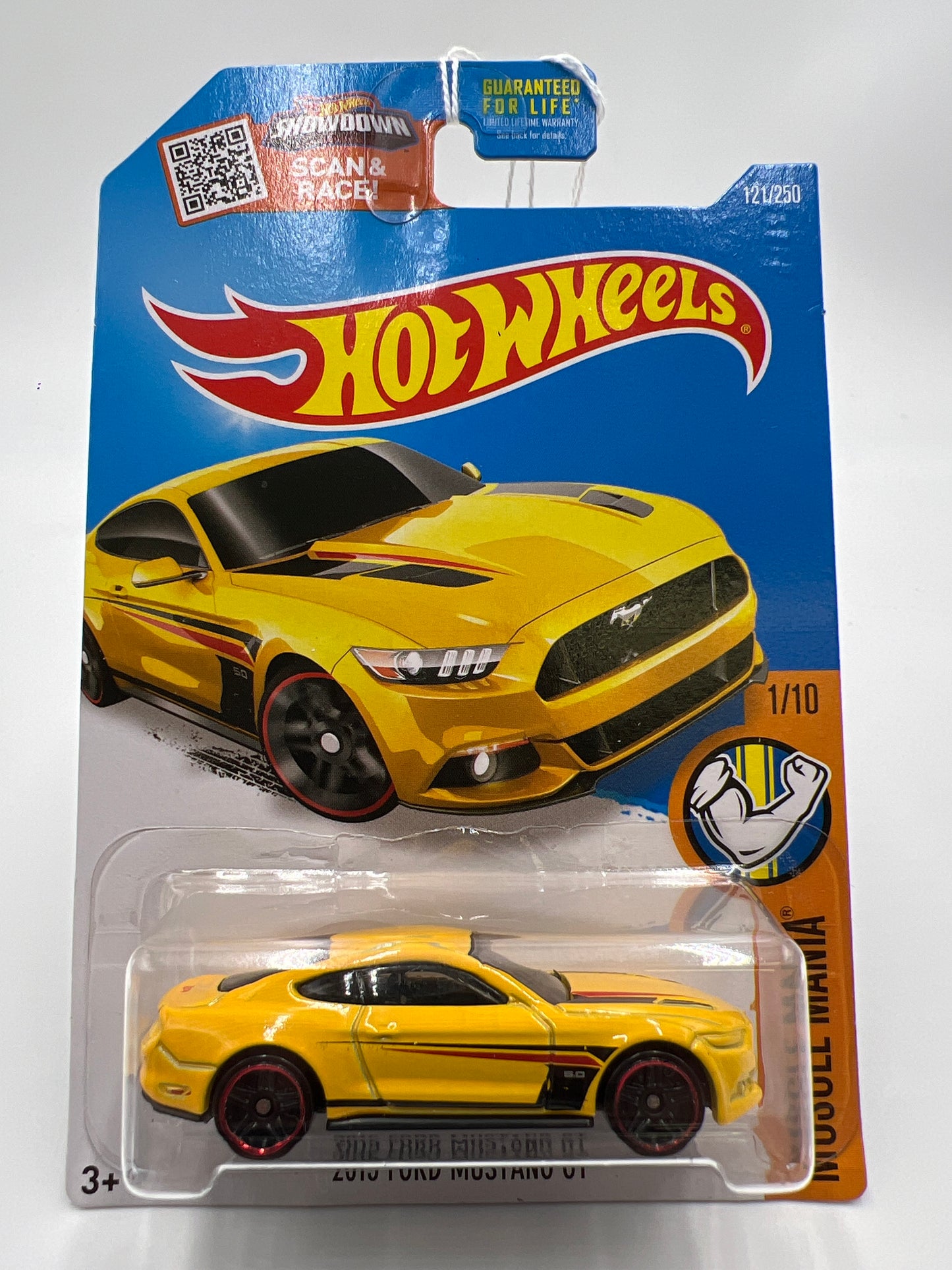 2016 Hot Wheels Muscle Mania #121 2015 Ford Mustang GT Yellow 26H