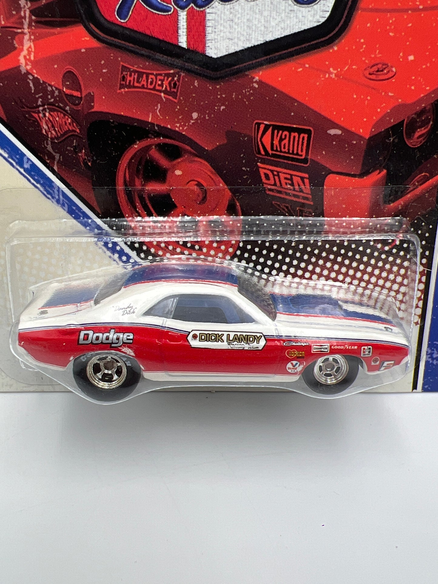 Hot Wheels Premium Vintage Racing #3 Dick Landys Dodge Challenger W/Protector