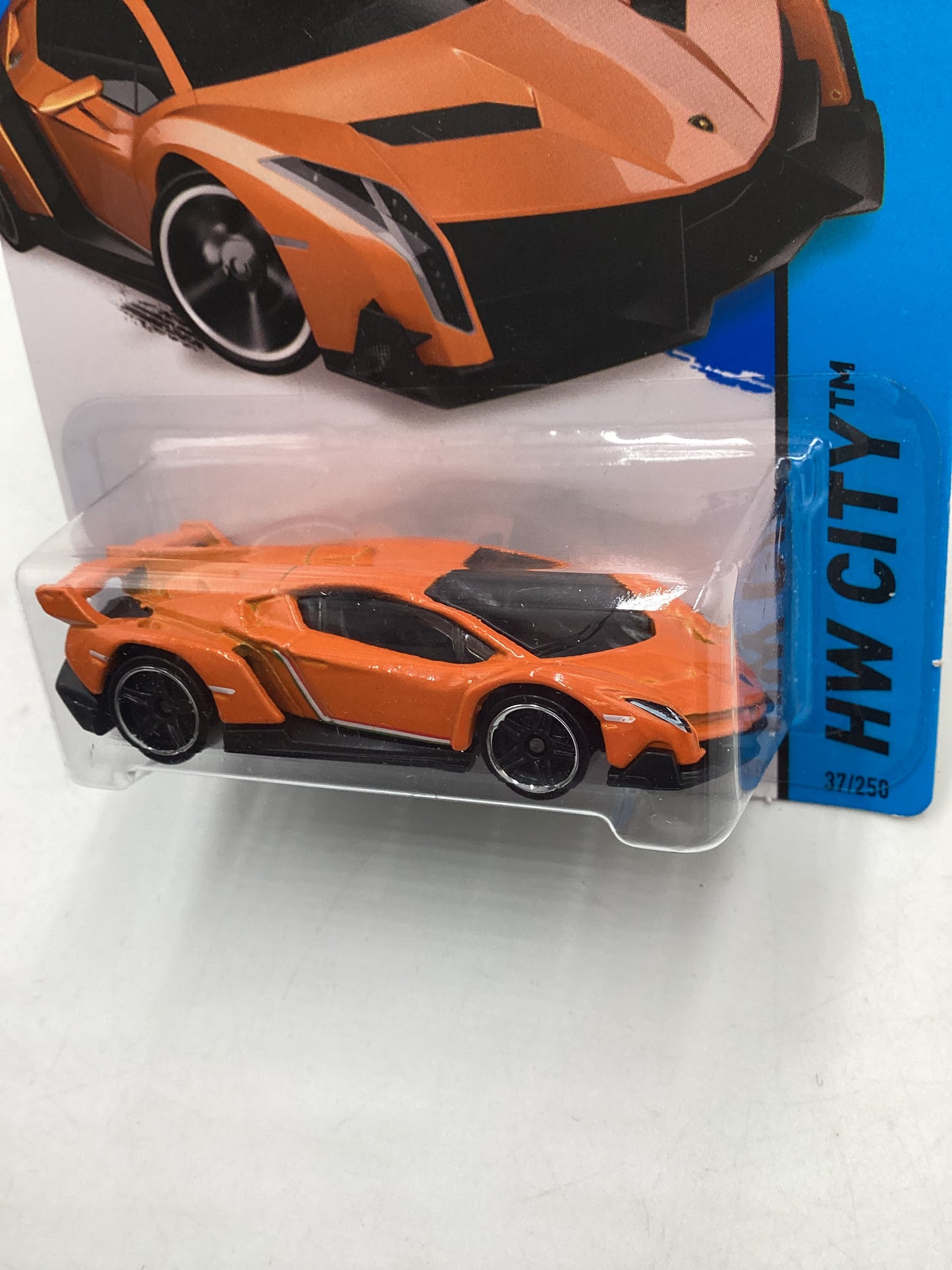 2014 Hot Wheels #37 Lamborghini Veneno Orange 101B