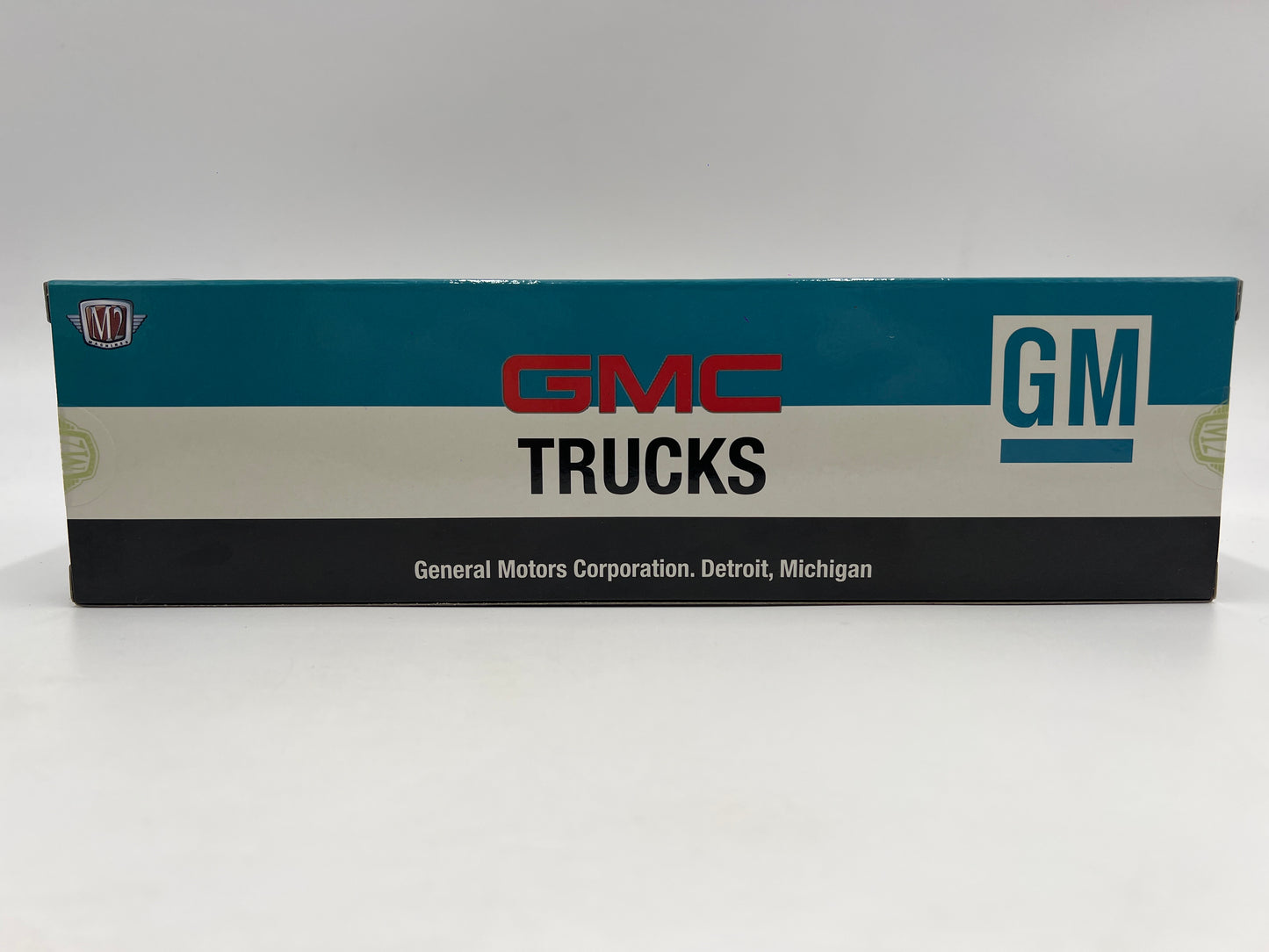 M2 Machines Auto Haulers CHASE 1973 GMC Sierra 3500 & 1976 GMC Sierra Grande 15  R88