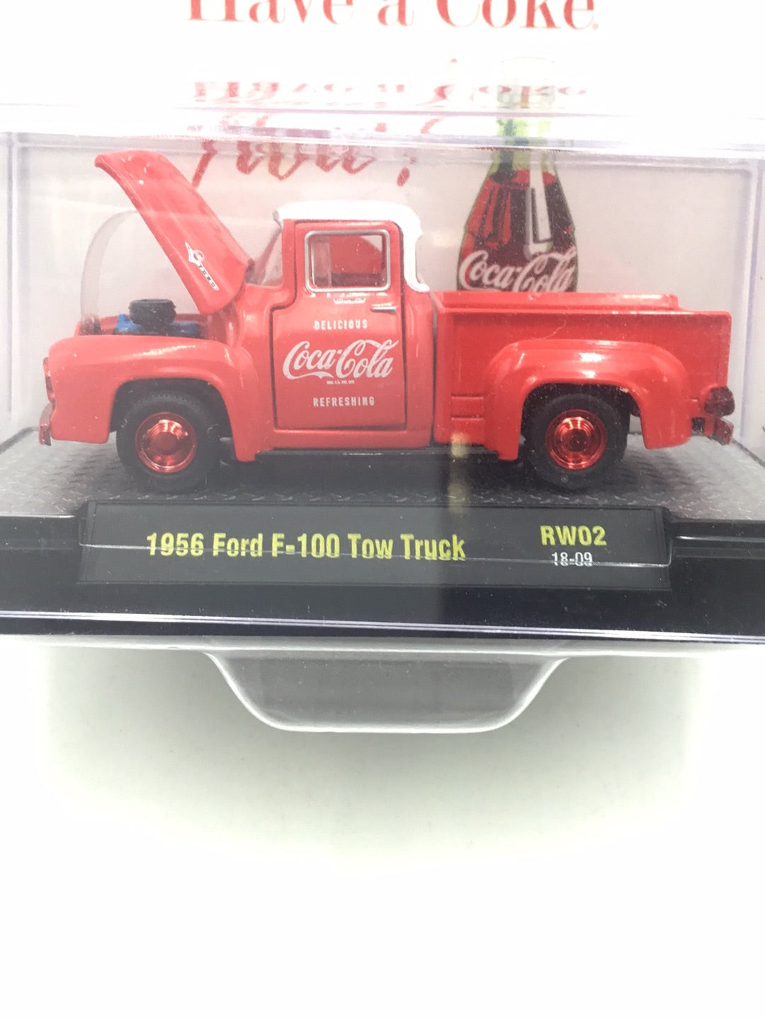 M2 Machines Coca Cola Christmas 1956 Ford F100 Tow Truck Chase RW02