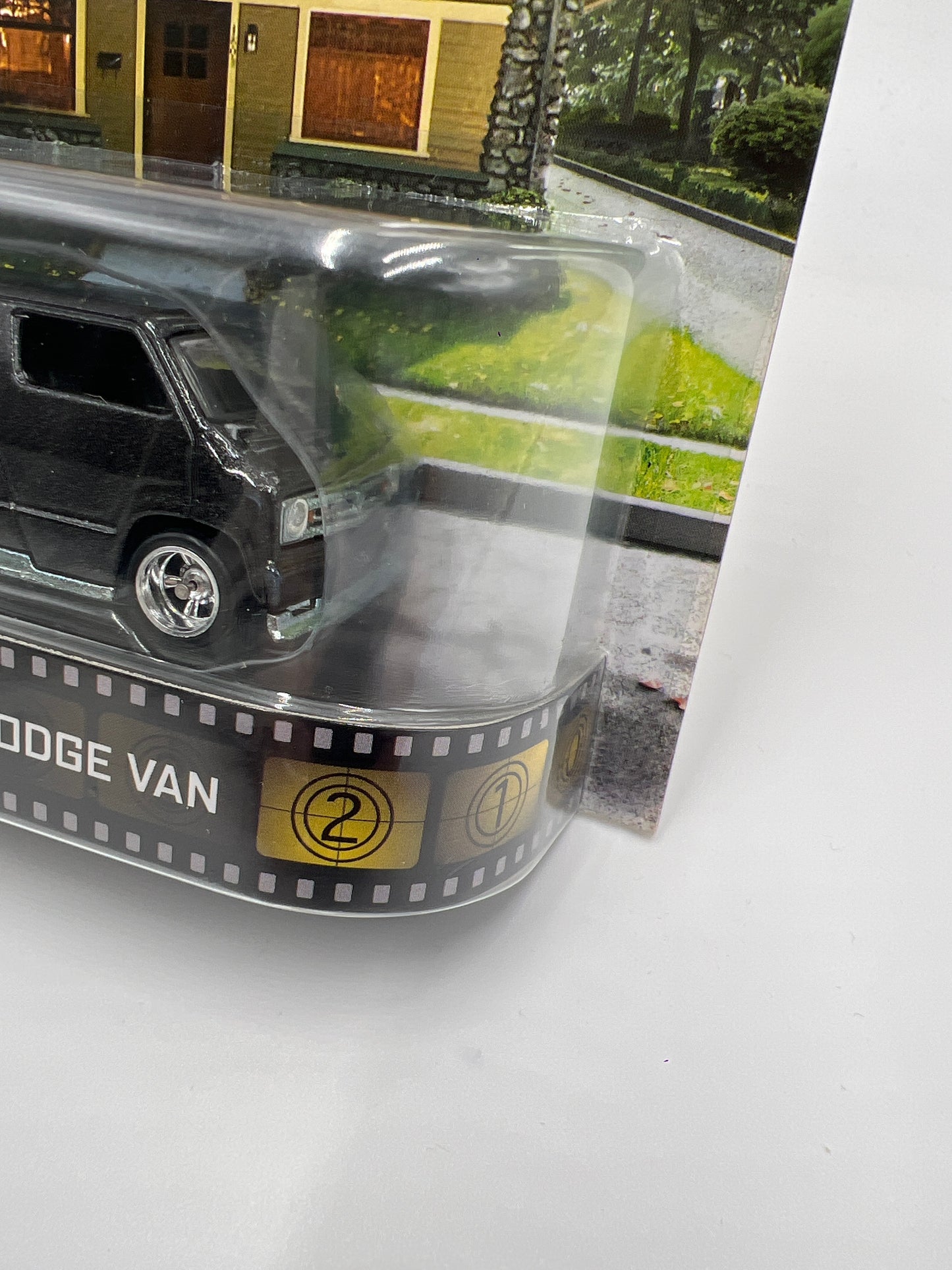 Hot Wheels Retro Entertainment Old School Custom 77 Dodge Van Black W/Protector