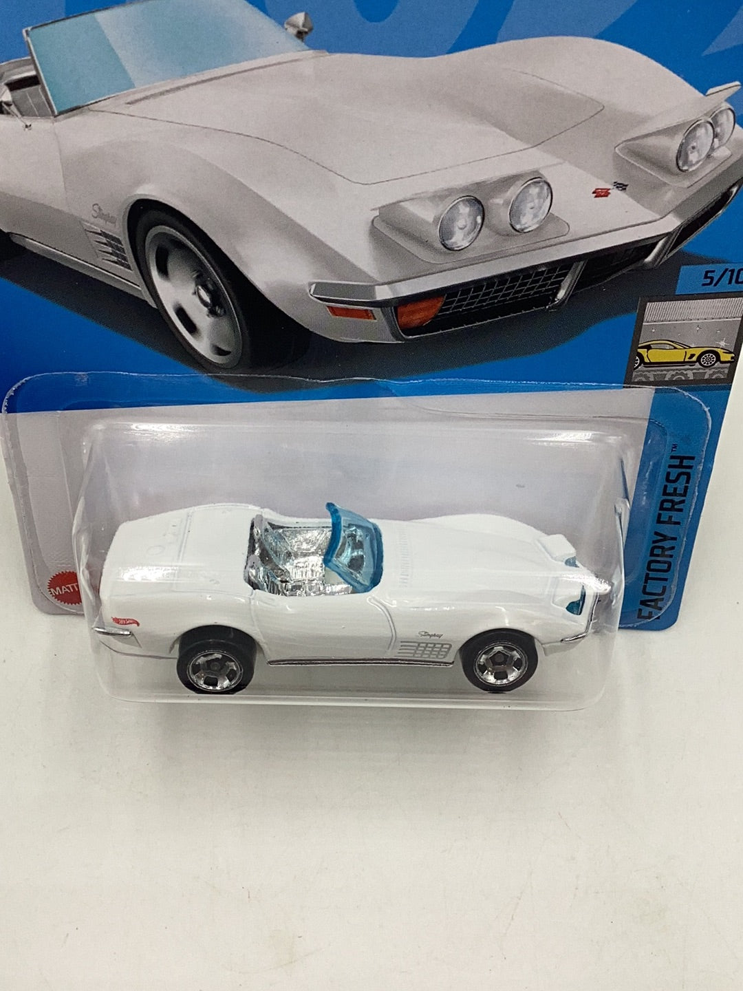 2024 Hot Wheels B case #47 72 Stingray Convertible 5D