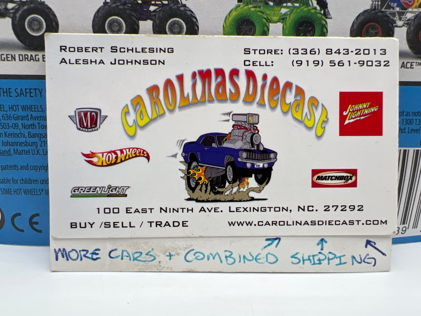 Hot Wheels Monster Trucks Crash Legends #33 VW Drag Bus 133B