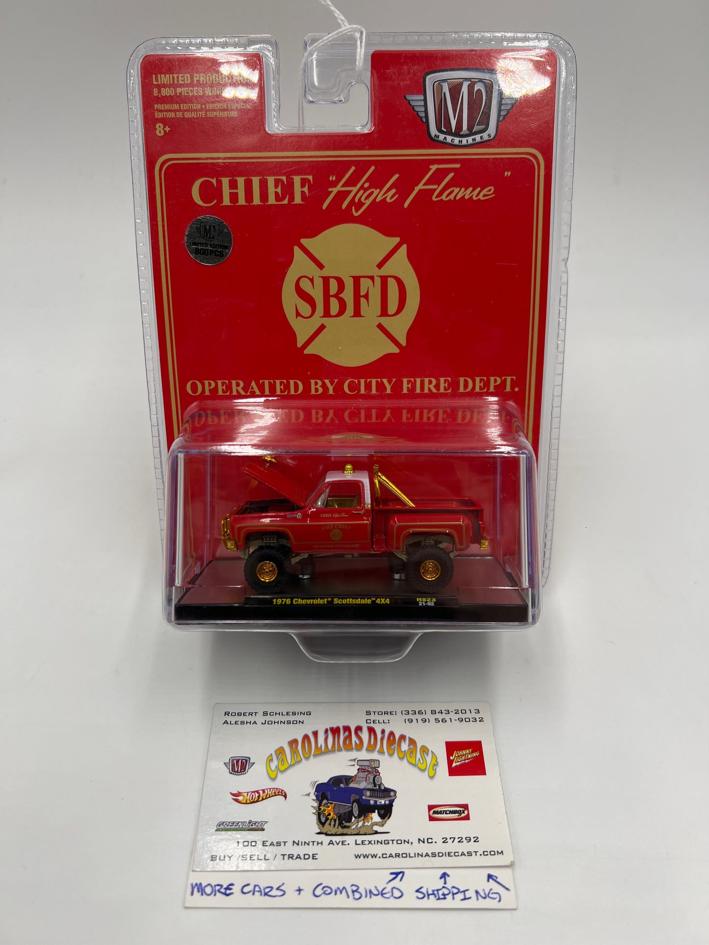 M2 Machines CHASE SBFD Chief High Flame 1976 Chevrolet Scottsdale 4x4 Red HS23