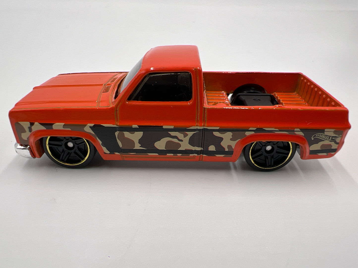 Hot Wheels 1/64 Camo Series 83 Chevy Silverado Orange Loose