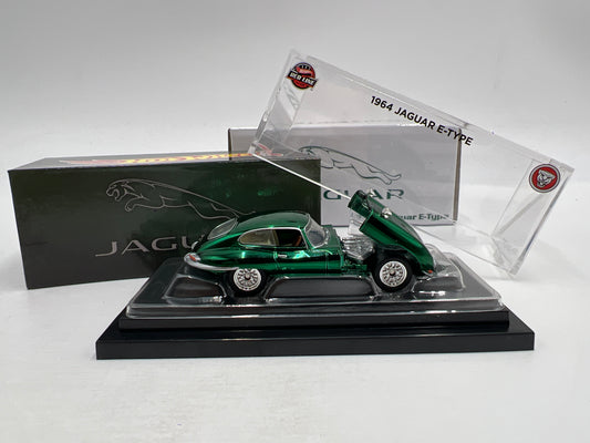 2023 Hot Wheels RLC #26288/30000 1964 Jaguar E-Type Green