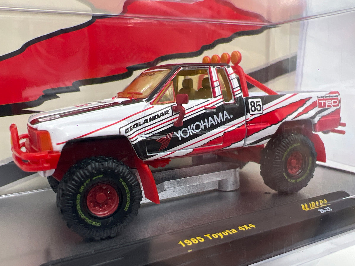 M2 Machines MJS101 MiJo Exclusives CHASE Yokohama Geolander 1985 Toyota 4x4