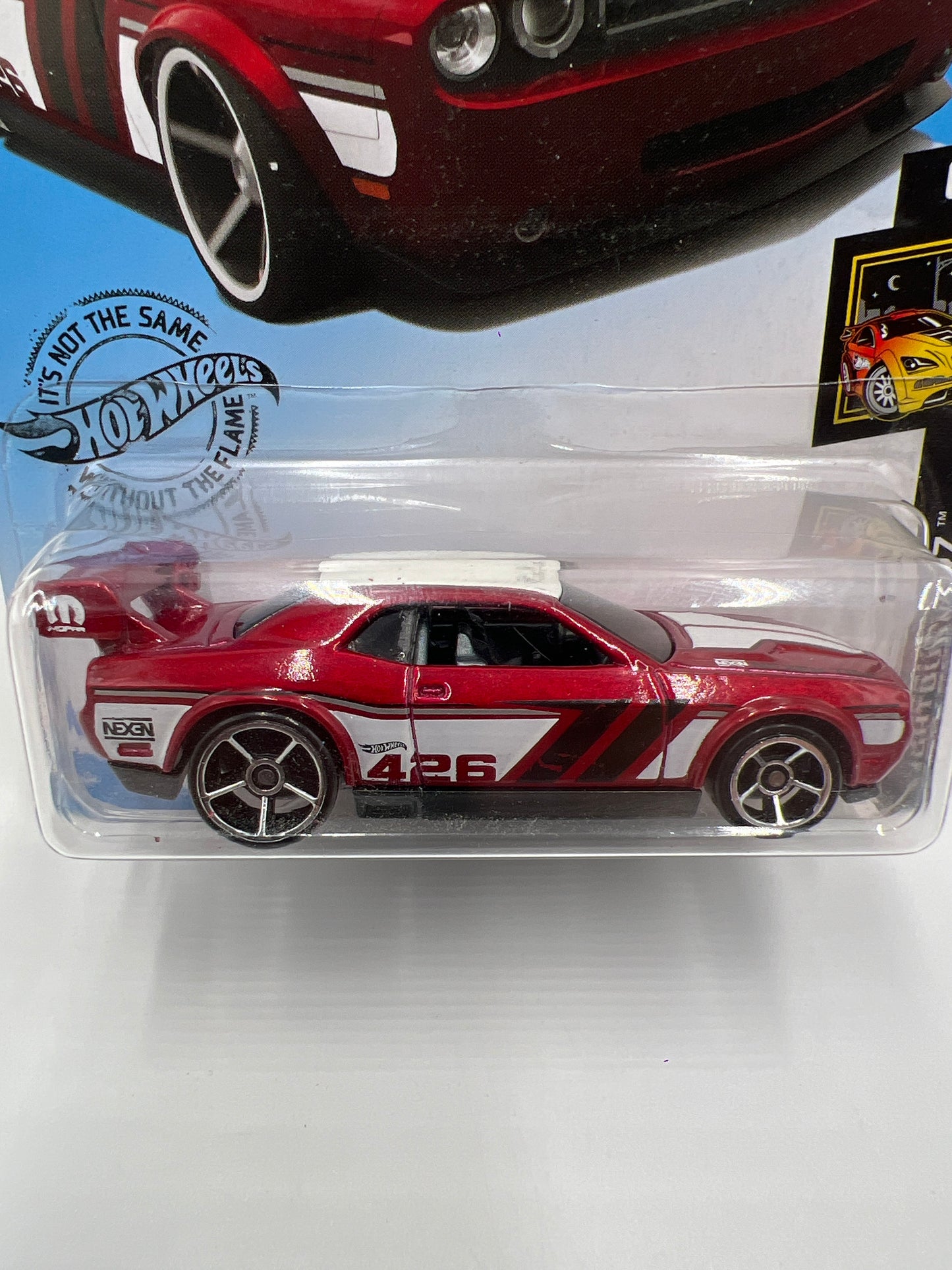 2019 Hot Wheels Nightburnerz #179 Dodge Challenger Drift Car Red 40C