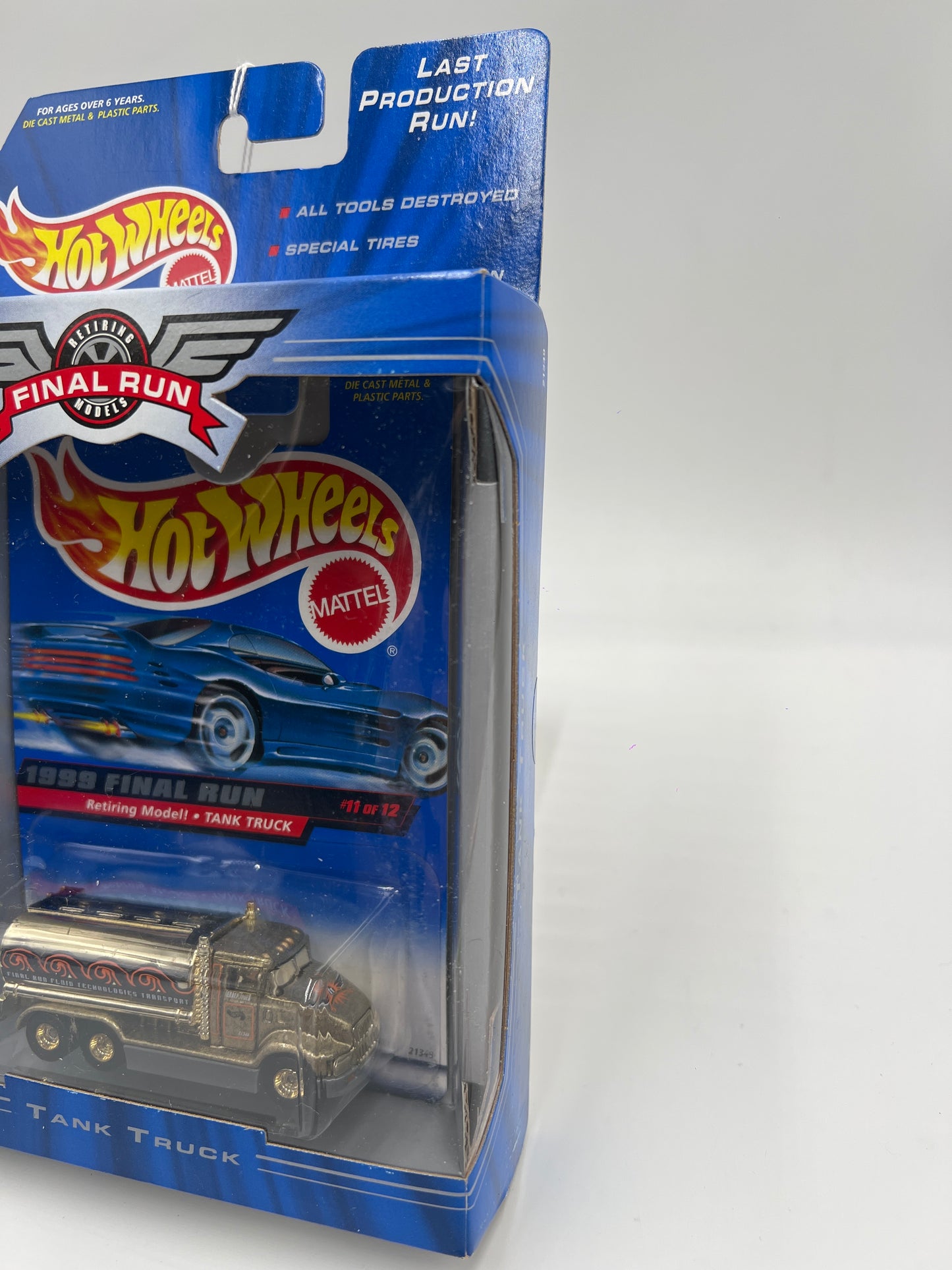 1999 Hot Wheels Final Run #11 Tank Truck Gold W/Real Riders
