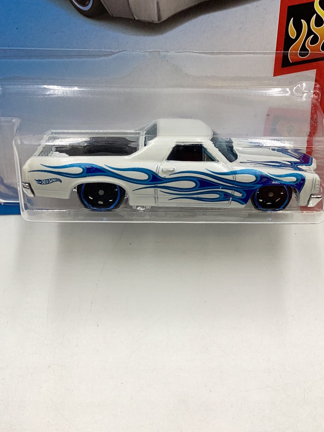 Hot Wheels 2019 #8 71 El Camino white Kroger Exclusive 235E