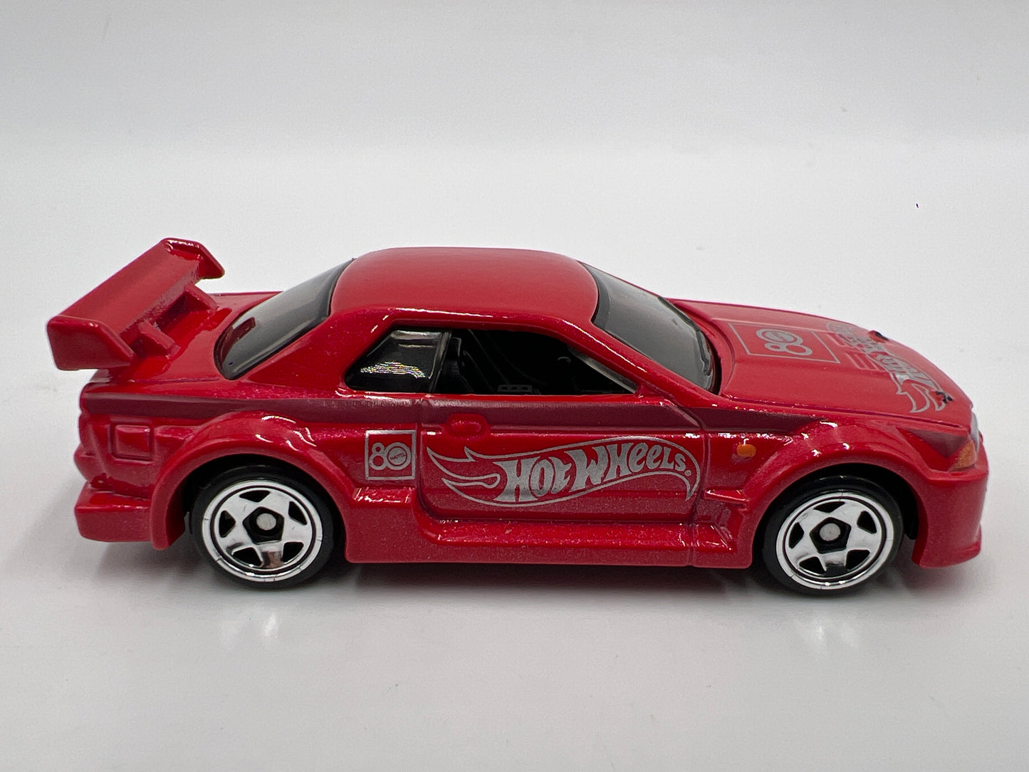 2025 Hot Wheels Silver Series Mattel 80th Anniversary Box Set Nissan Skyline GT-R R32 Red Loose