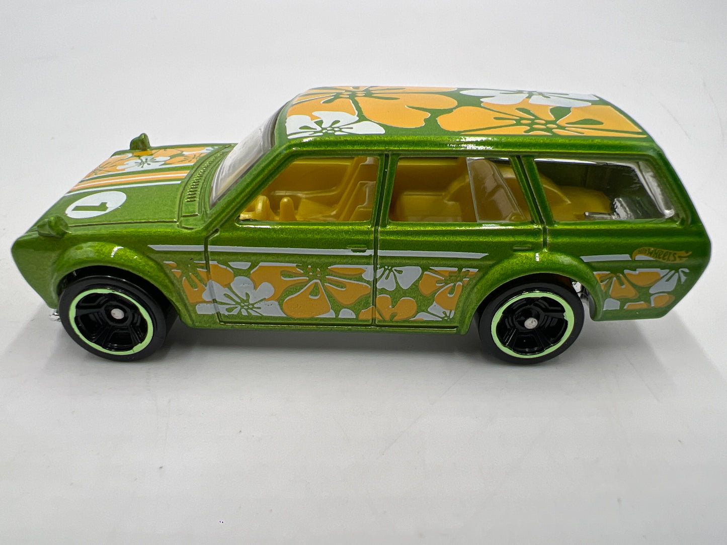 2018 Hot Wheels Mystery Models Series 3 #1 Chase Datsun Bluebird 510 Wagon Green