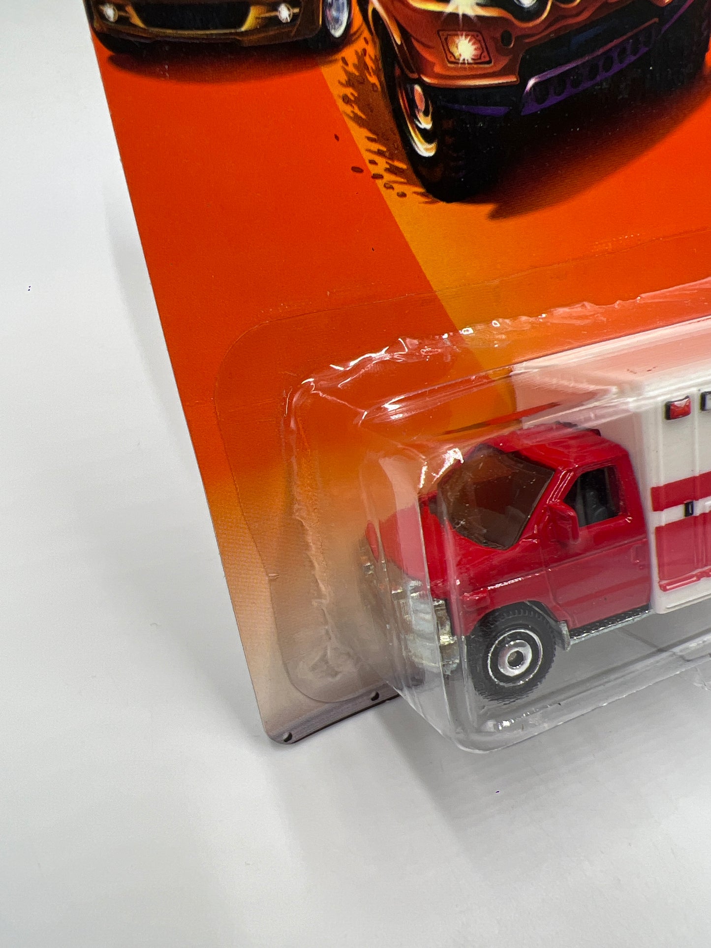 Matchbox Emergency Response #54 08 Ford E-350 Ambulance Red/White 216J