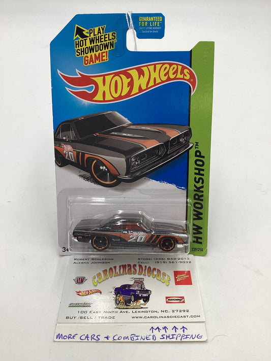 2014 Hot wheels Workshop #239 68 Plymouth barracuda formula S 38C