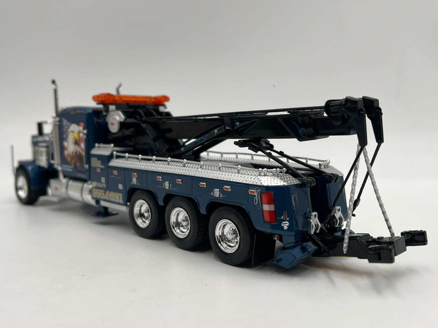 IXO Models 1/43 Scale USA Edition Peterbilt 359 Wrecker 1980 Blue