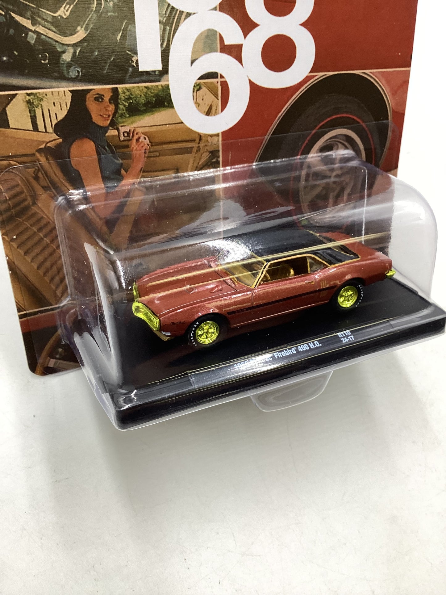 M2 Machines Auto-drivers R110 1968 Pontiac Firebird 400 H.O. CHASE