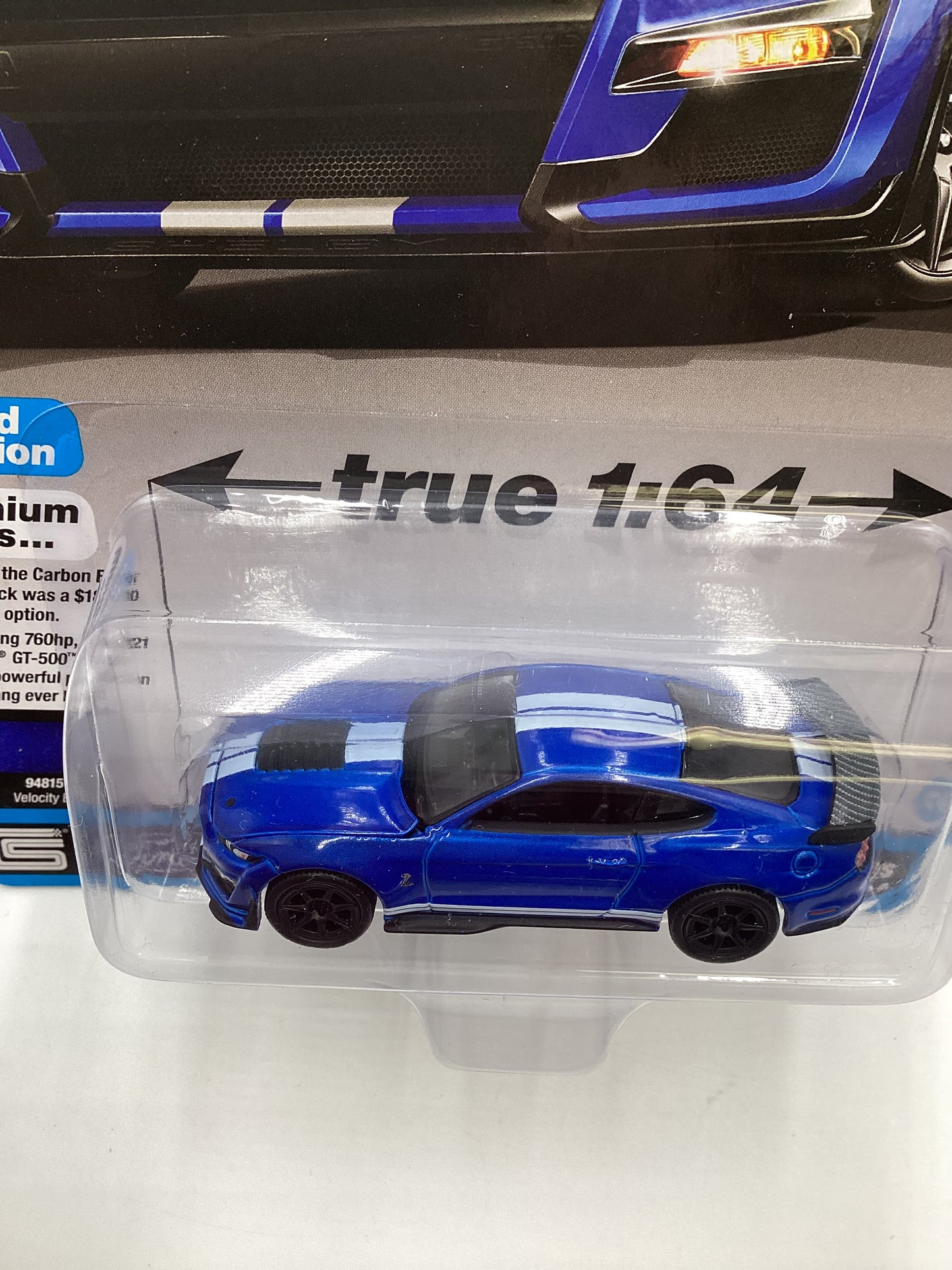 Auto World Modern Muscle Release 4 Version A 2021 Shelby GT-500 Carbon Fiber Track Pack Blue