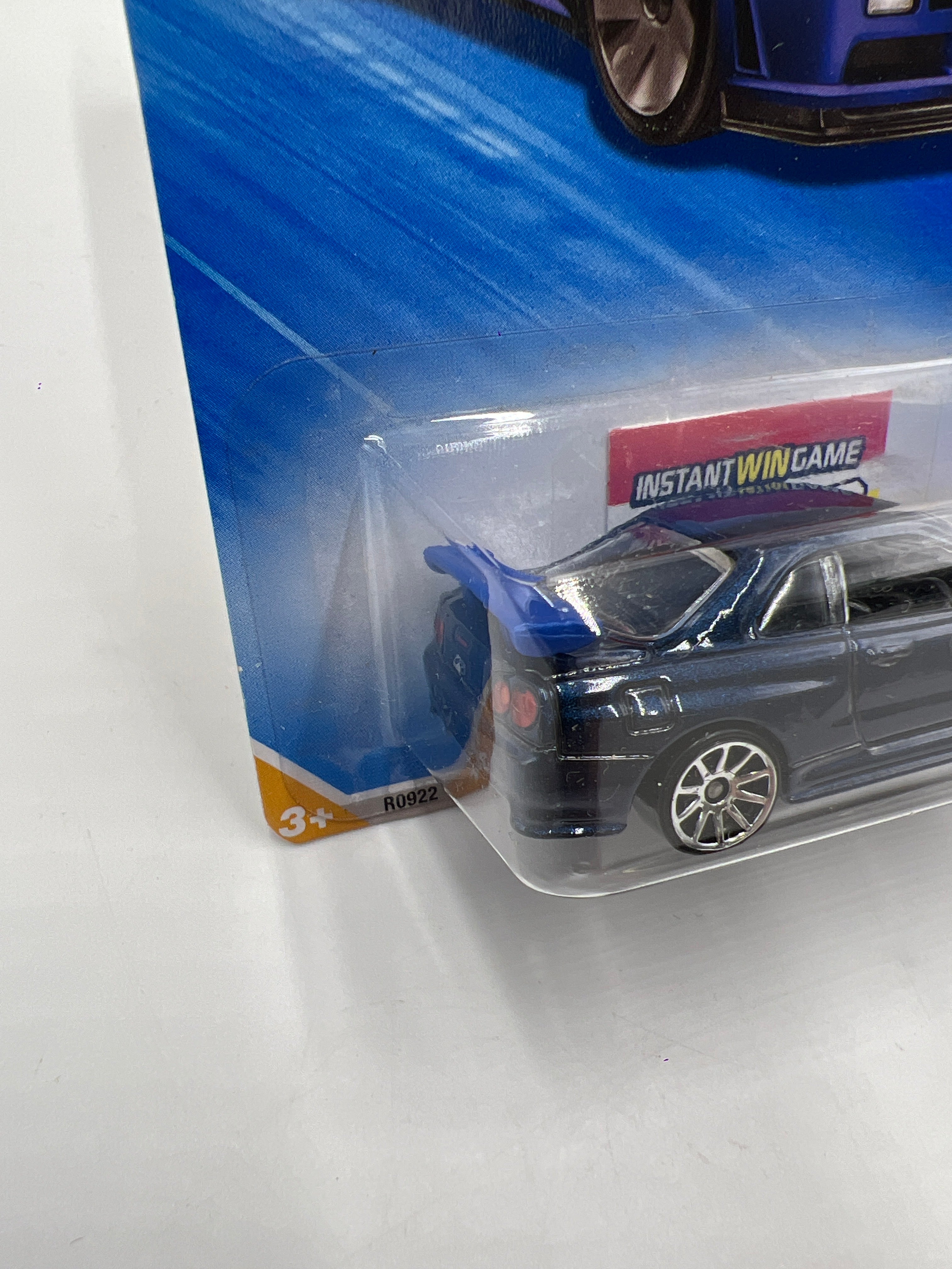 2010 Hot Wheels New Models Keys To Speed #007 Nissan Skyline GT-R