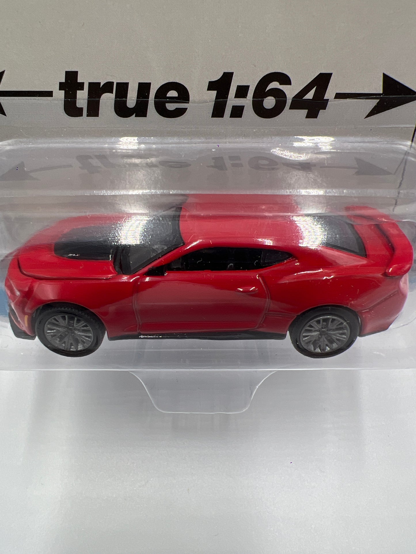 Auto World Modern Muscle Release 1 Version B 2018 Chevy Camaro ZL1 Red Hot Red 183E