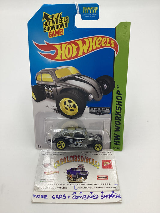 2014 Hot Wheels Zamac 016 #247 Custom Volkswagen Beetle Mooneyes with protector SR