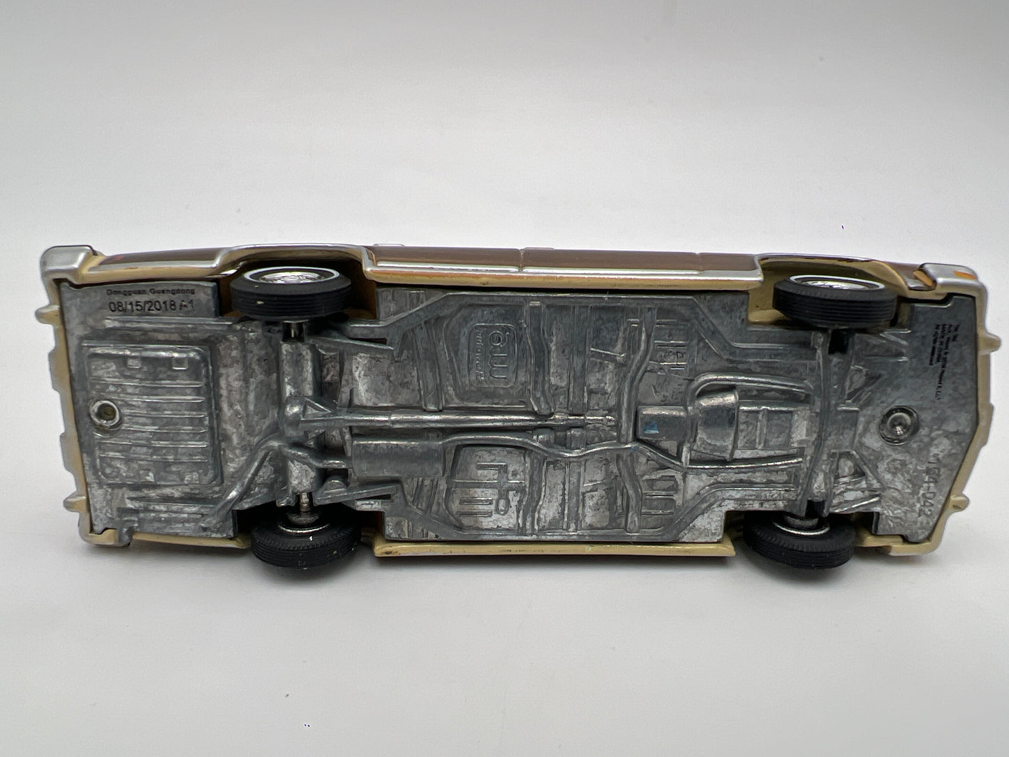 Auto World 1/64 Muscle Wagons 1974 Buick Estate Wagon Beige Loose
