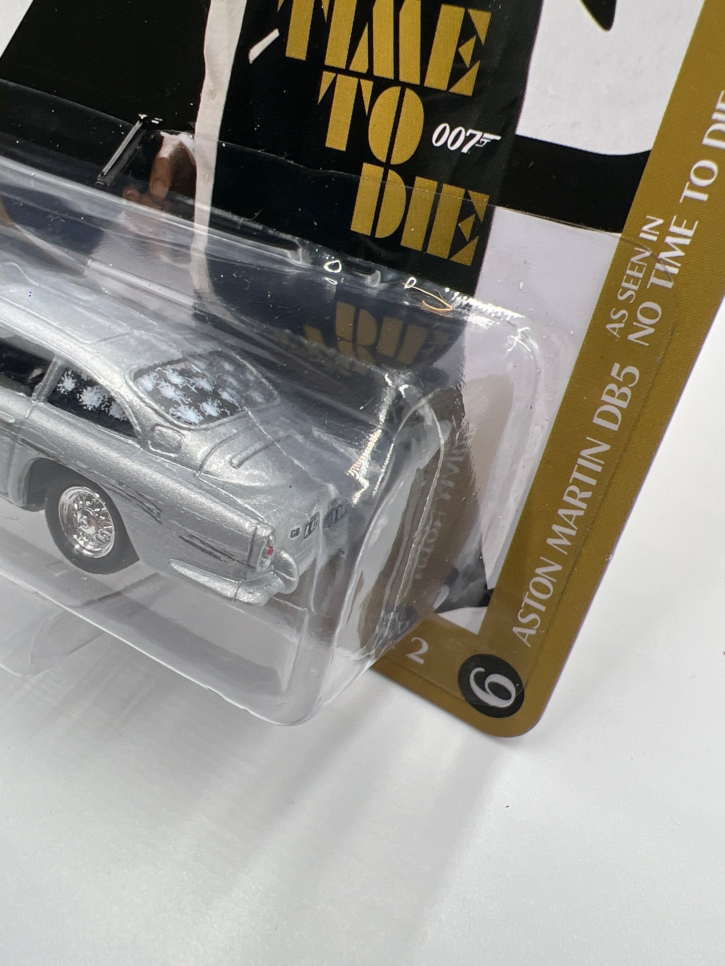 Johnny Lightning Pop Culture 007 No Time To Die Release 2 #6 Aston Martin DBS Silver 232D