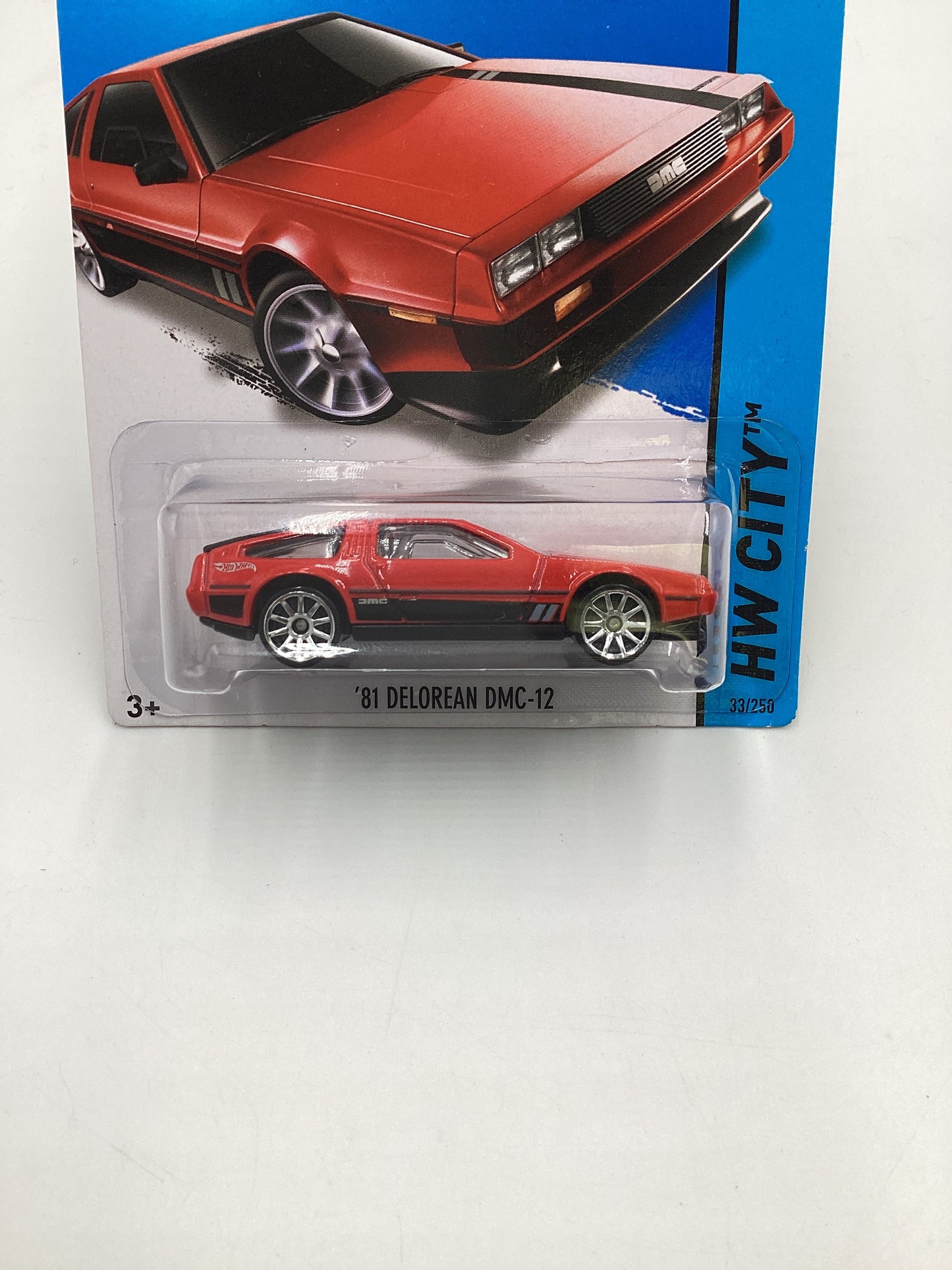 2014 Hot Wheels HW City #33 Red 81 Delorean DMC-12 60B