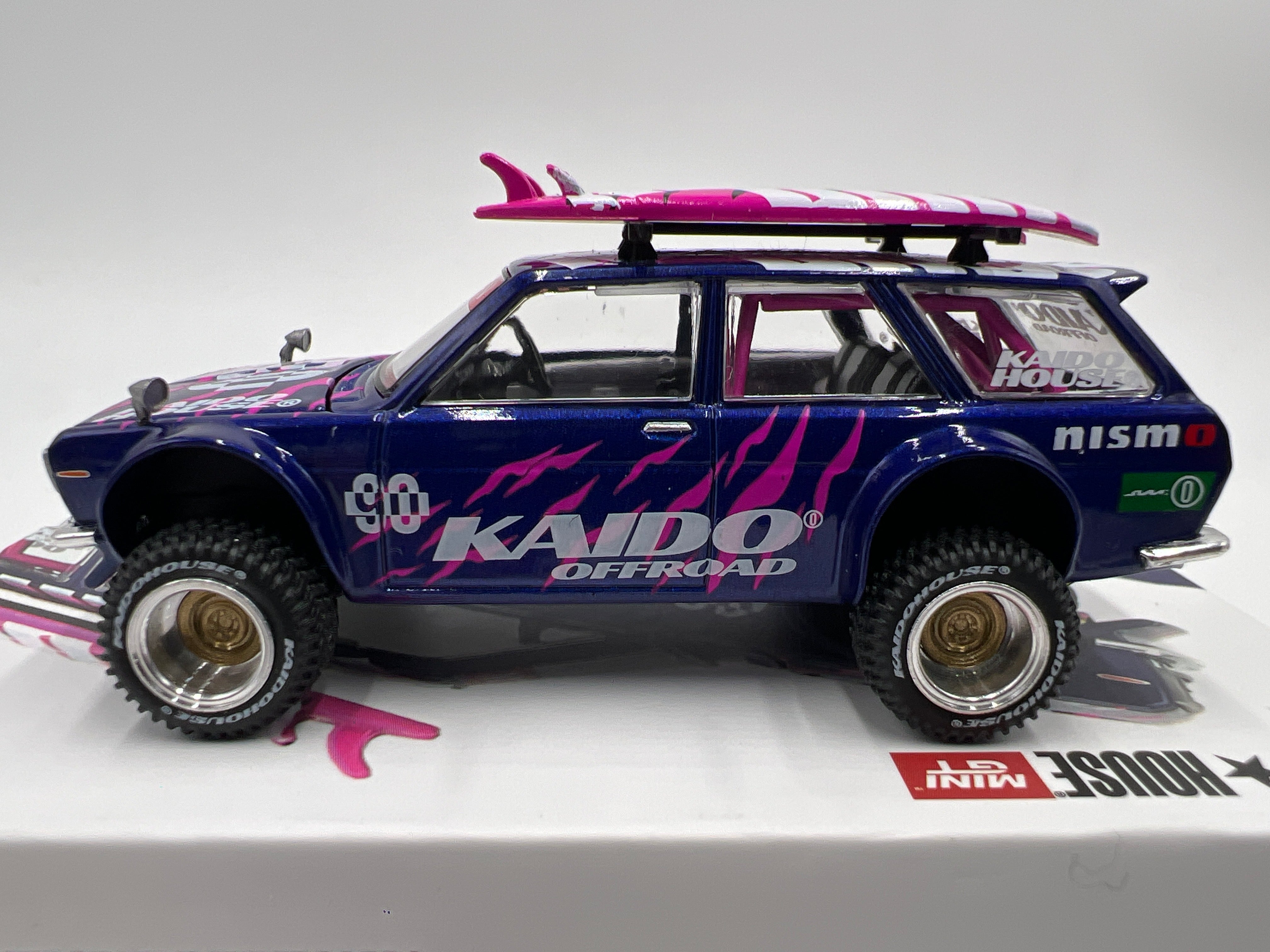 Mini GT x Kaido House #149 Datsun 510 4x4 Wagon Kaido Off-road V2
