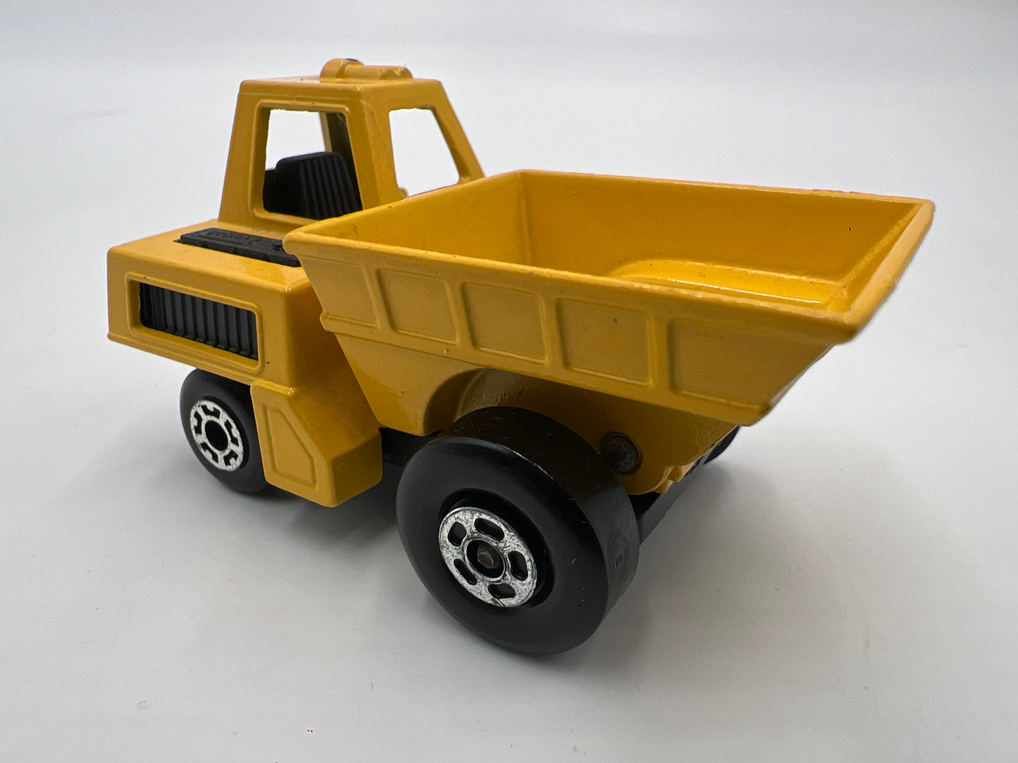 Matchbox No. 26 Site Dumper Yellow Loose