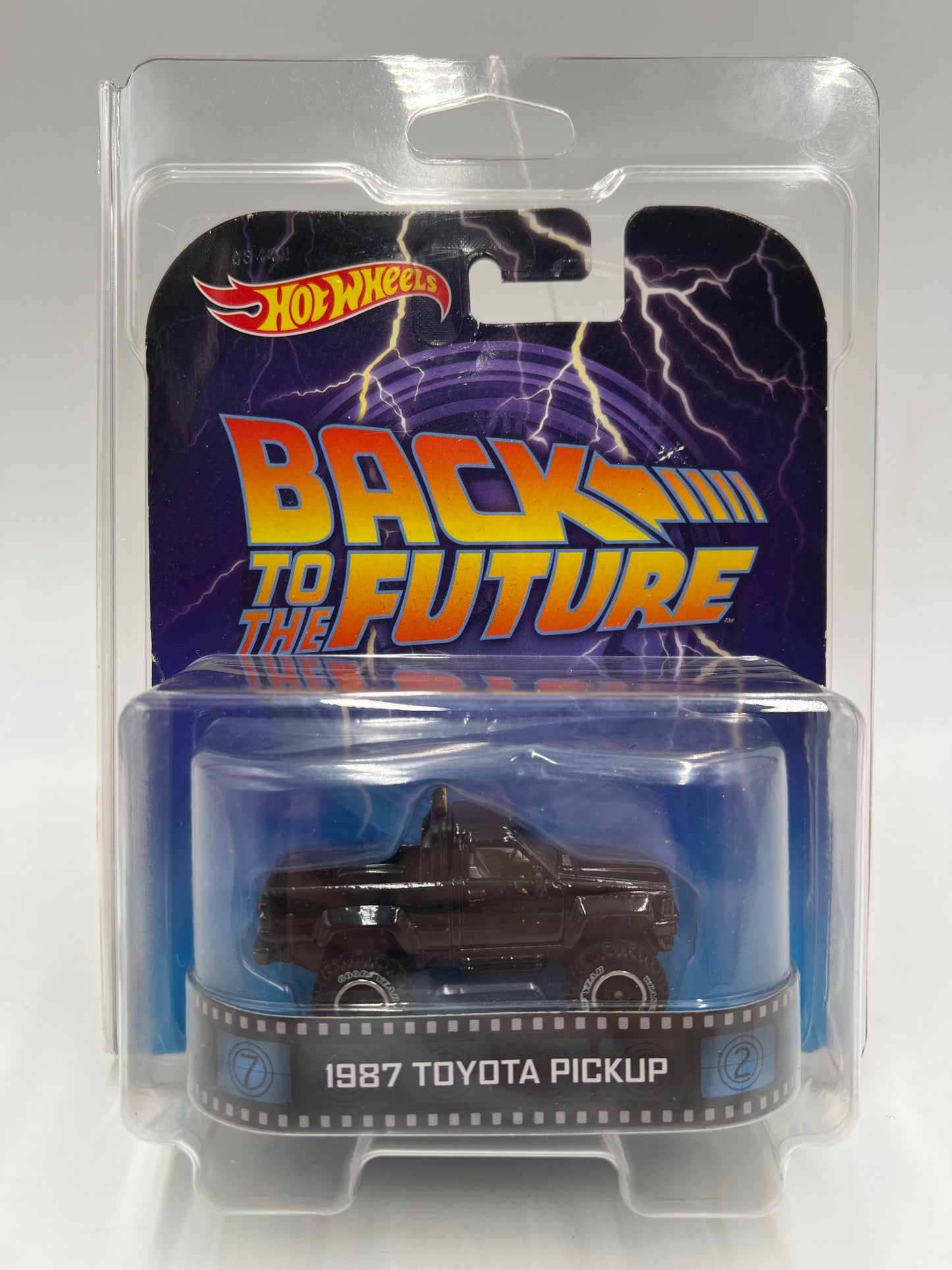 Hot Wheels Retro Entertainment Back To The Future 1987 Toyota Pickup Black W/Protector