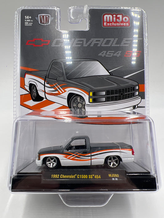 M2 Machines MiJo Exclusives 1992 Chevrolet C1500 SS 454 MJS92 204C